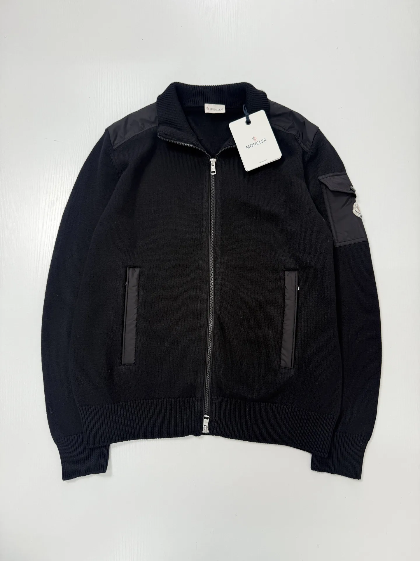 Nylon-Paneled Zip-Up Knit Cardigan D36019953 — view 3