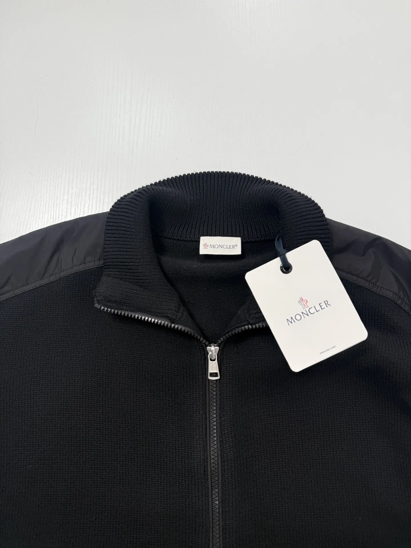 Nylon-Paneled Zip-Up Knit Cardigan D36019953 — view 4