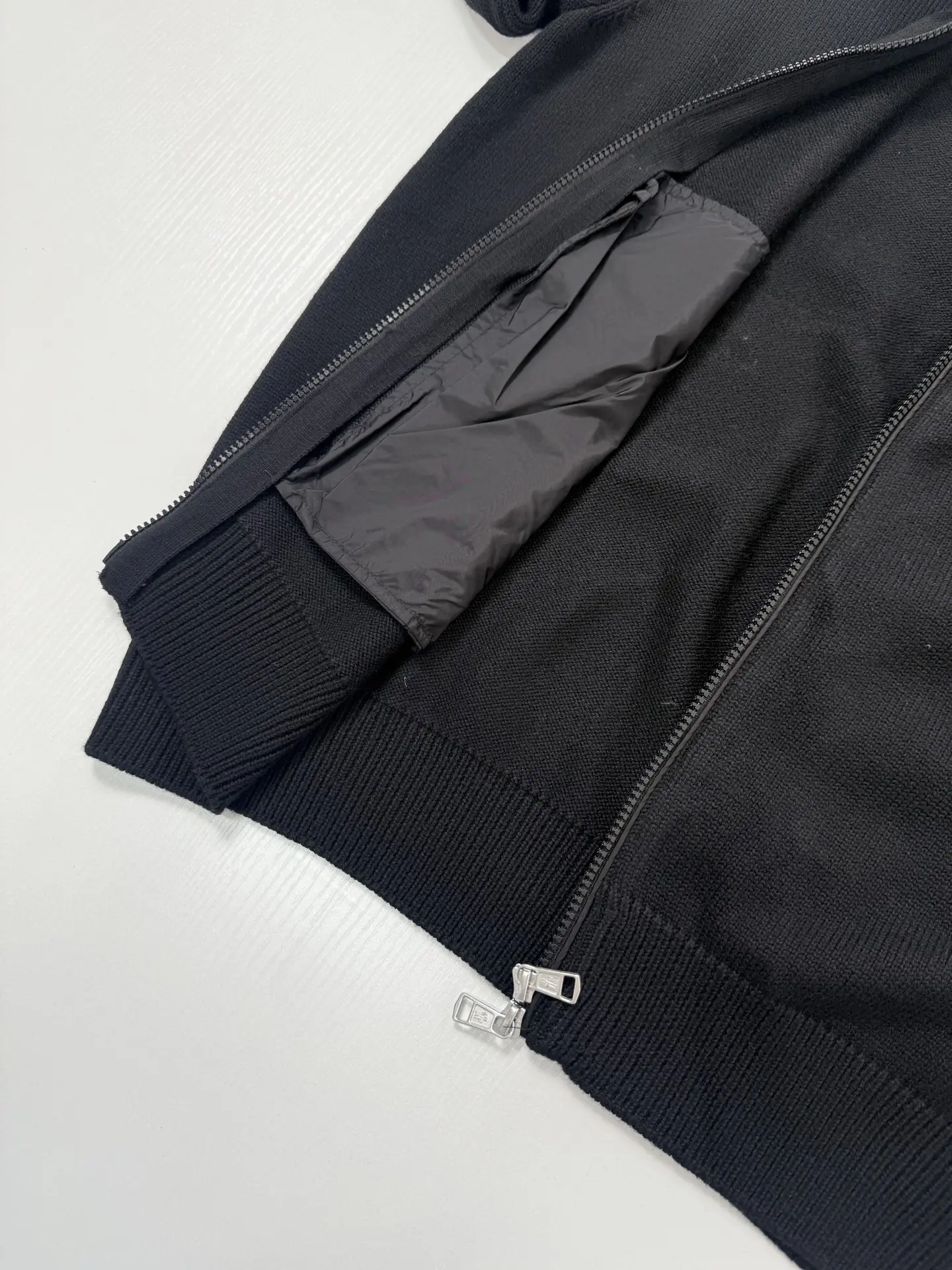 Nylon-Paneled Zip-Up Knit Cardigan D36019953 — view 5