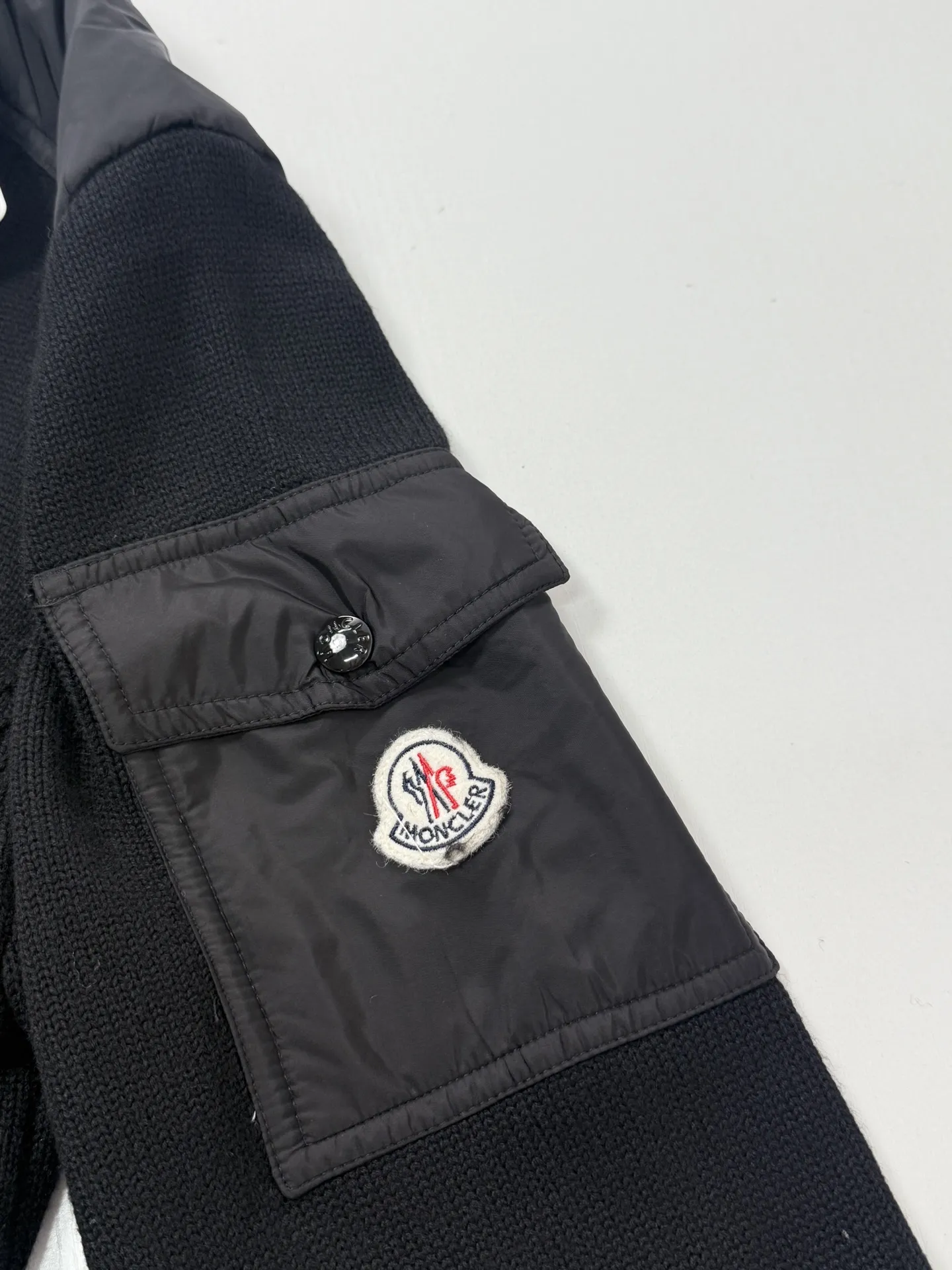 Nylon-Paneled Zip-Up Knit Cardigan D36019953 — view 6