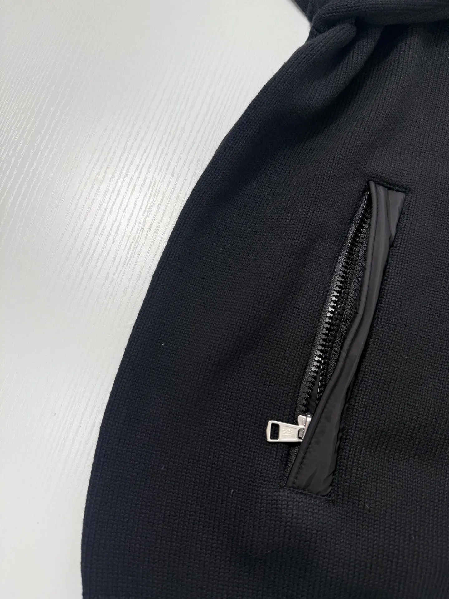 Nylon-Paneled Zip-Up Knit Cardigan D36019953 — view 8