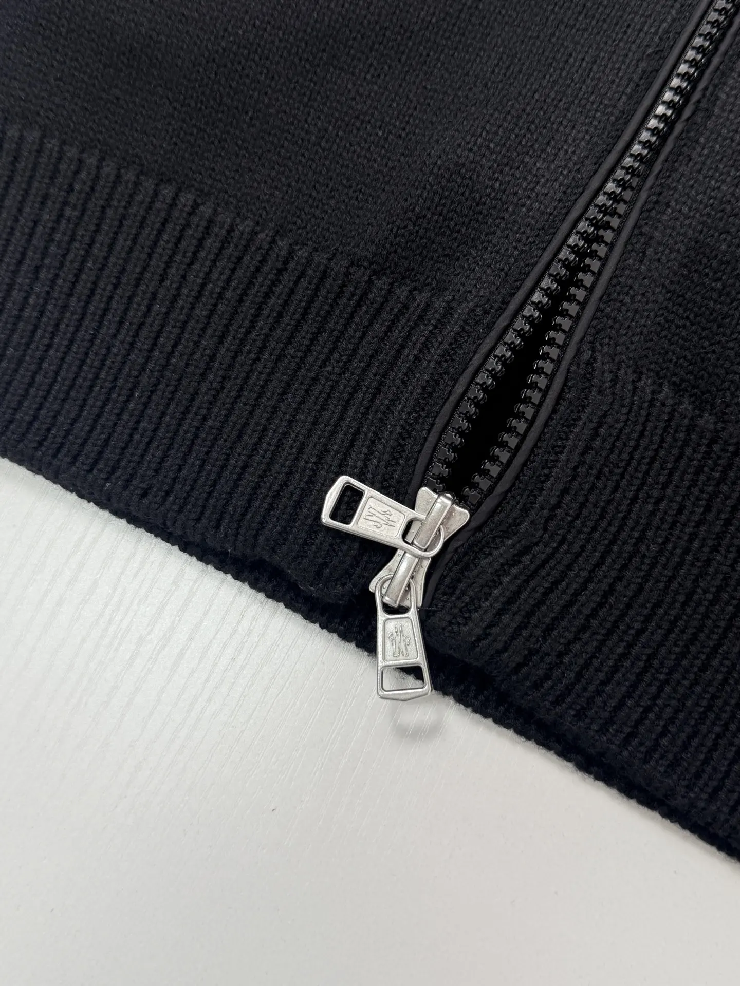Nylon-Paneled Zip-Up Knit Cardigan D36019953 — view 9