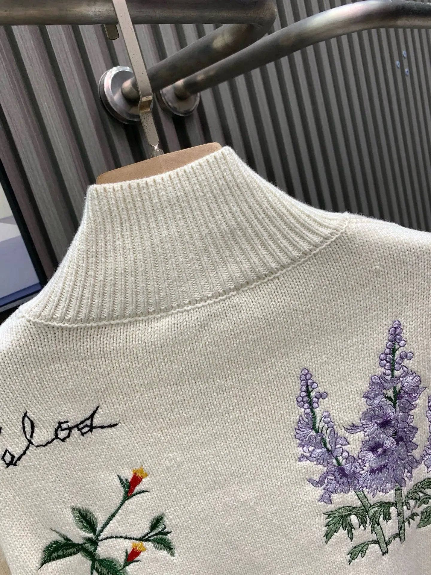 Floral Embroidered Wool-Blend Polo Sweater D36522630 — view 4