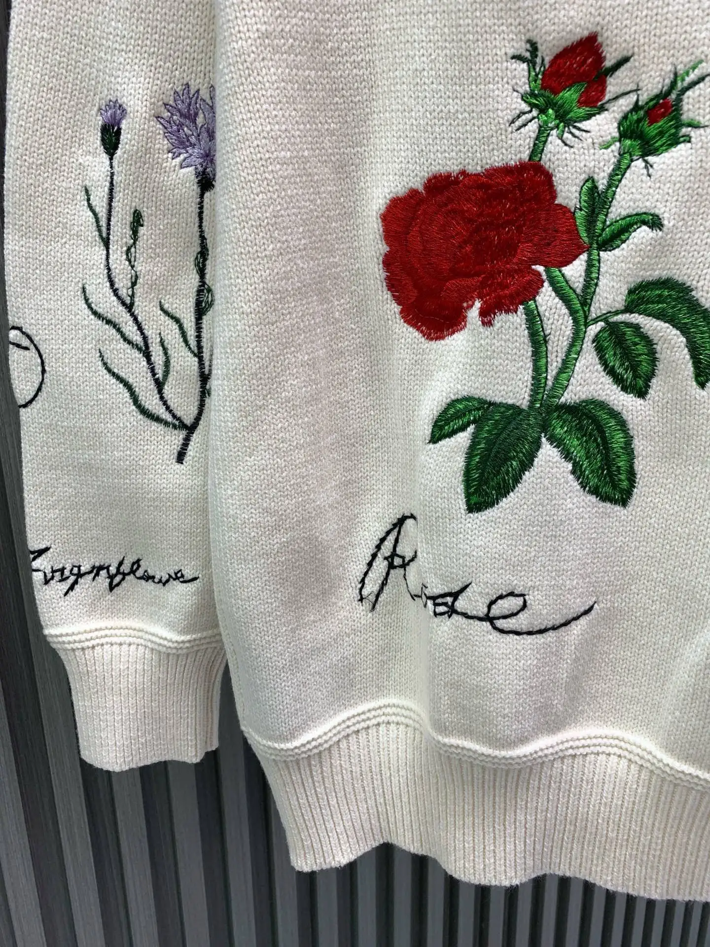 Floral Embroidered Wool-Blend Polo Sweater D36522630 — view 5
