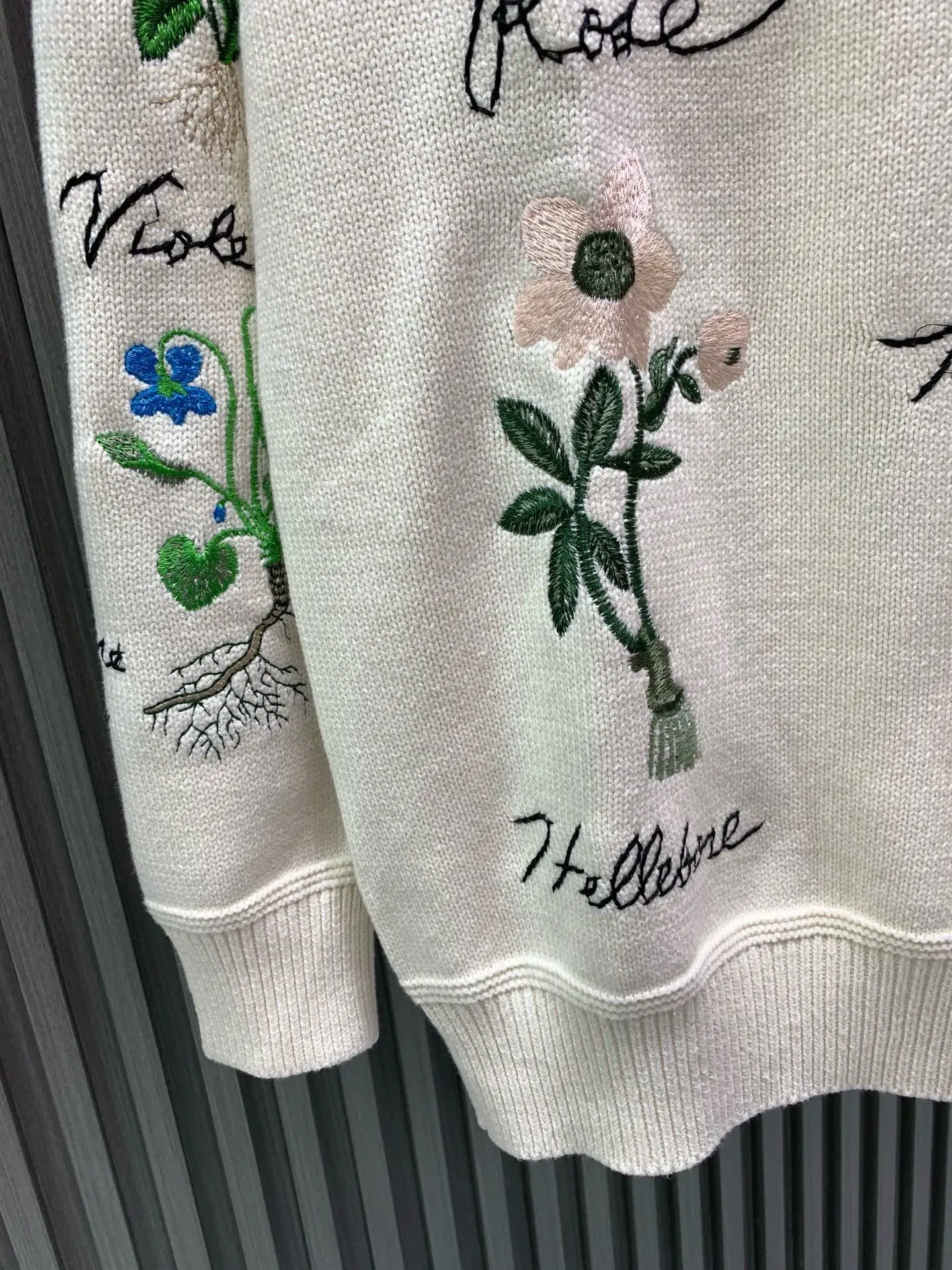 Floral Embroidered Wool-Blend Polo Sweater D36522630 — view 10