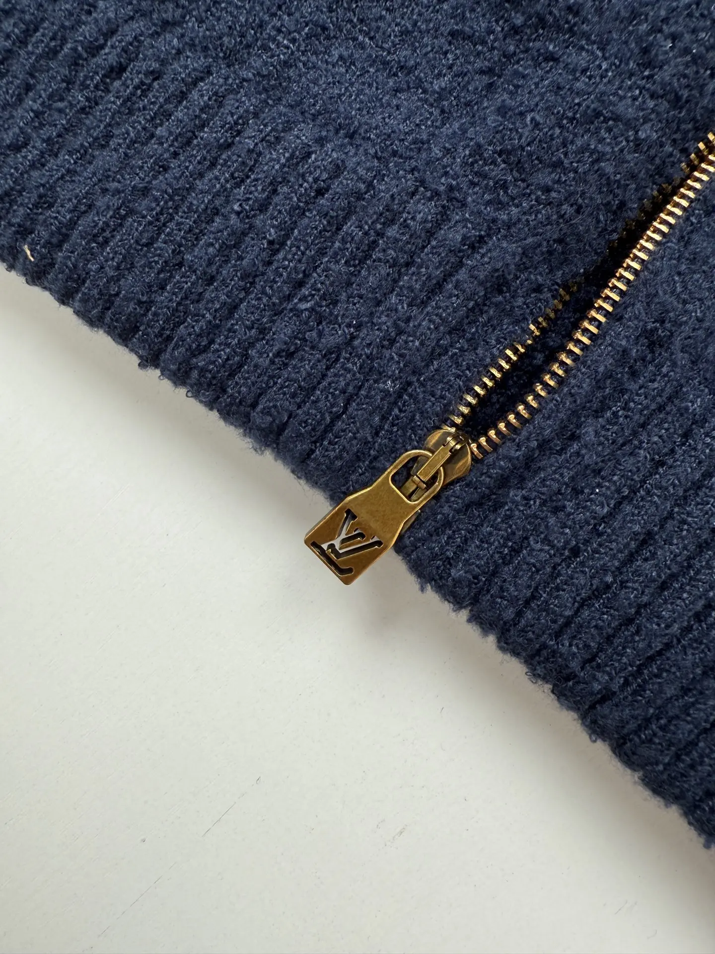 Signature Script Zip-Up Knit Cardigan D37023455 — view 8