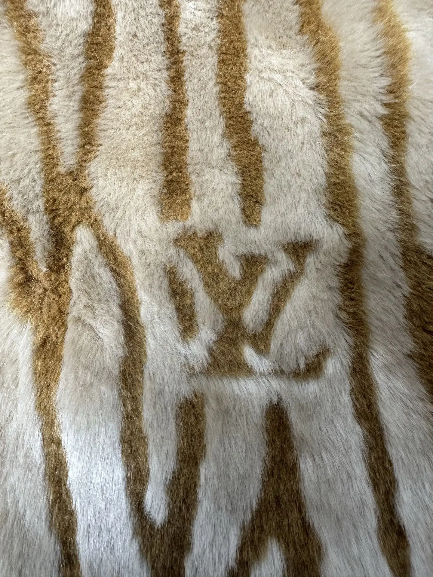 Epi Monogram Faux-Fur Hooded Jacket D37522041 — view 8