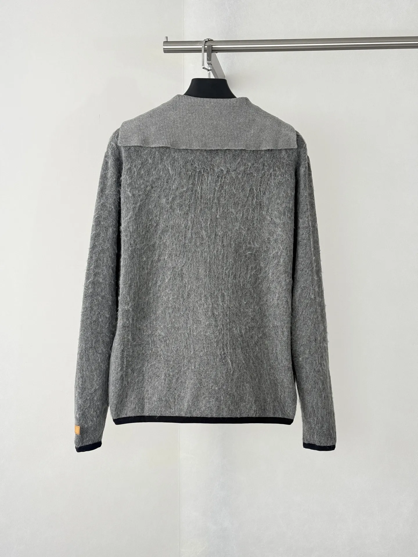 Sailor Collar Brushed Knit Sweater D37522614 — view 2