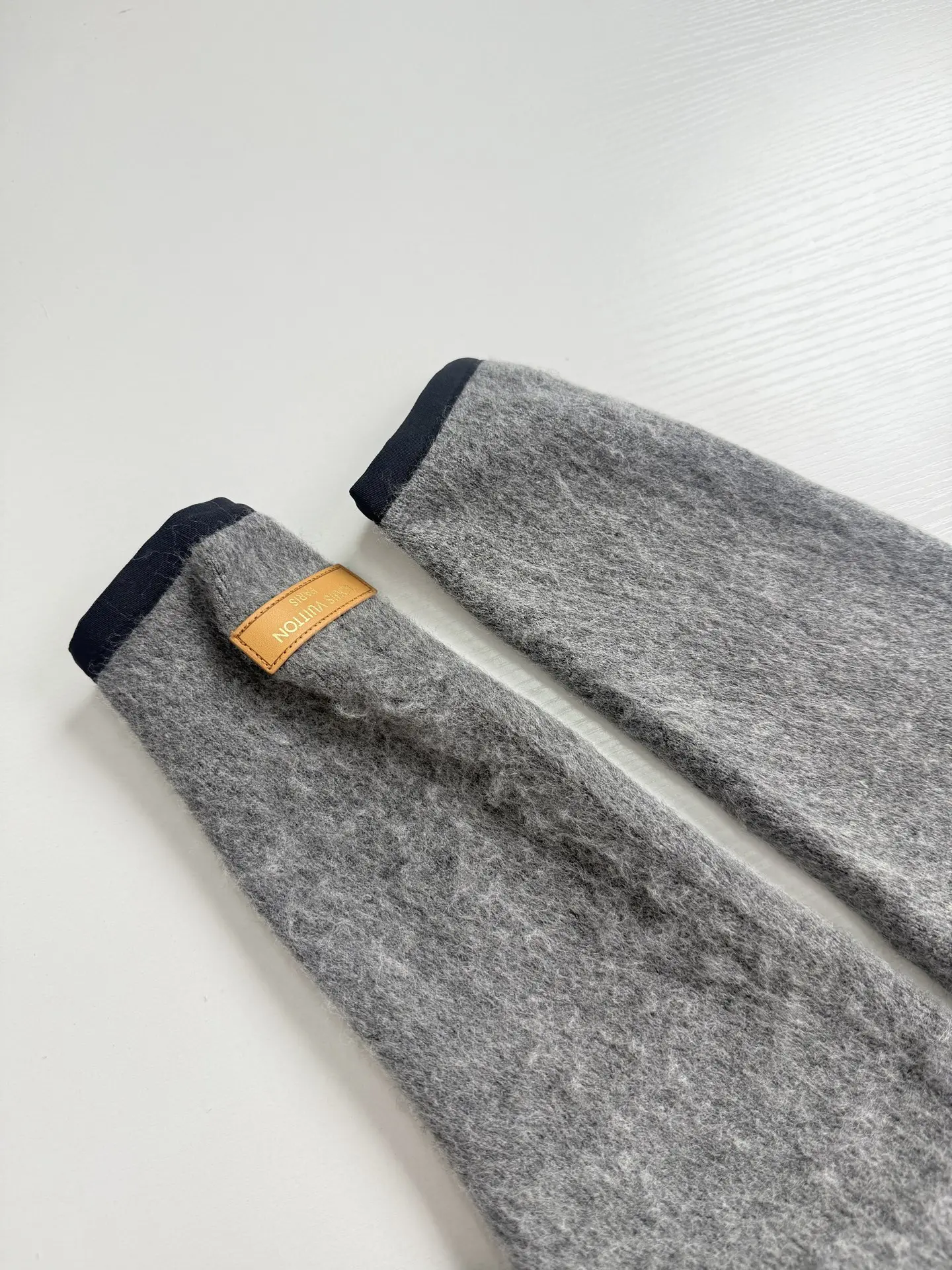Sailor Collar Brushed Knit Sweater D37522614 — view 9