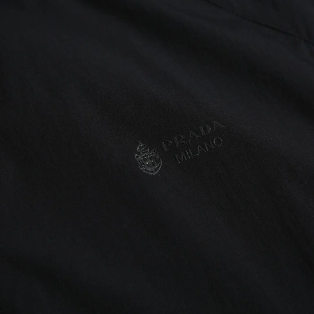 Logo-Print Hooded Nylon Windbreaker D37523587 — view 7