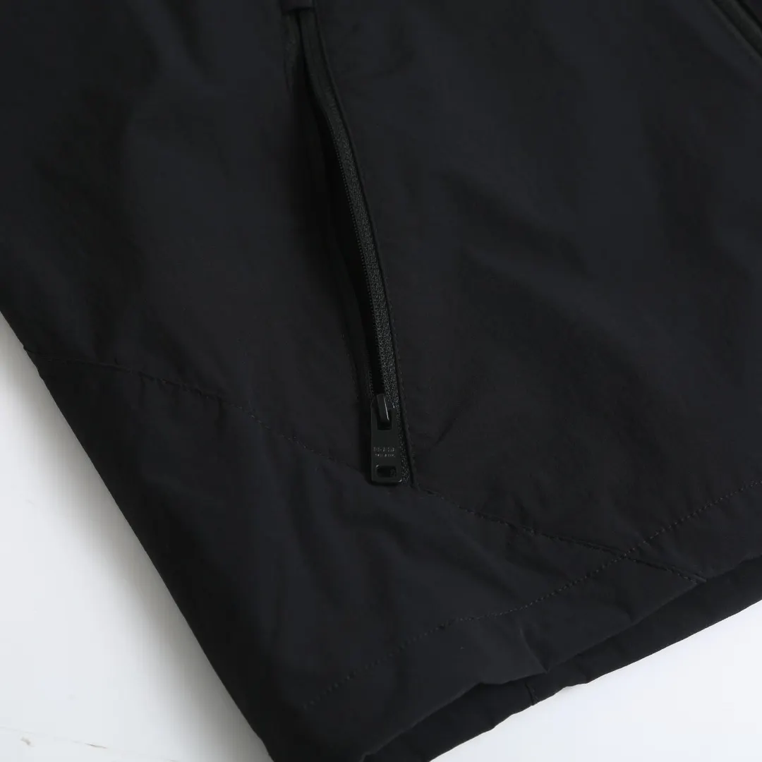 Logo-Print Hooded Nylon Windbreaker D37523587 — view 9