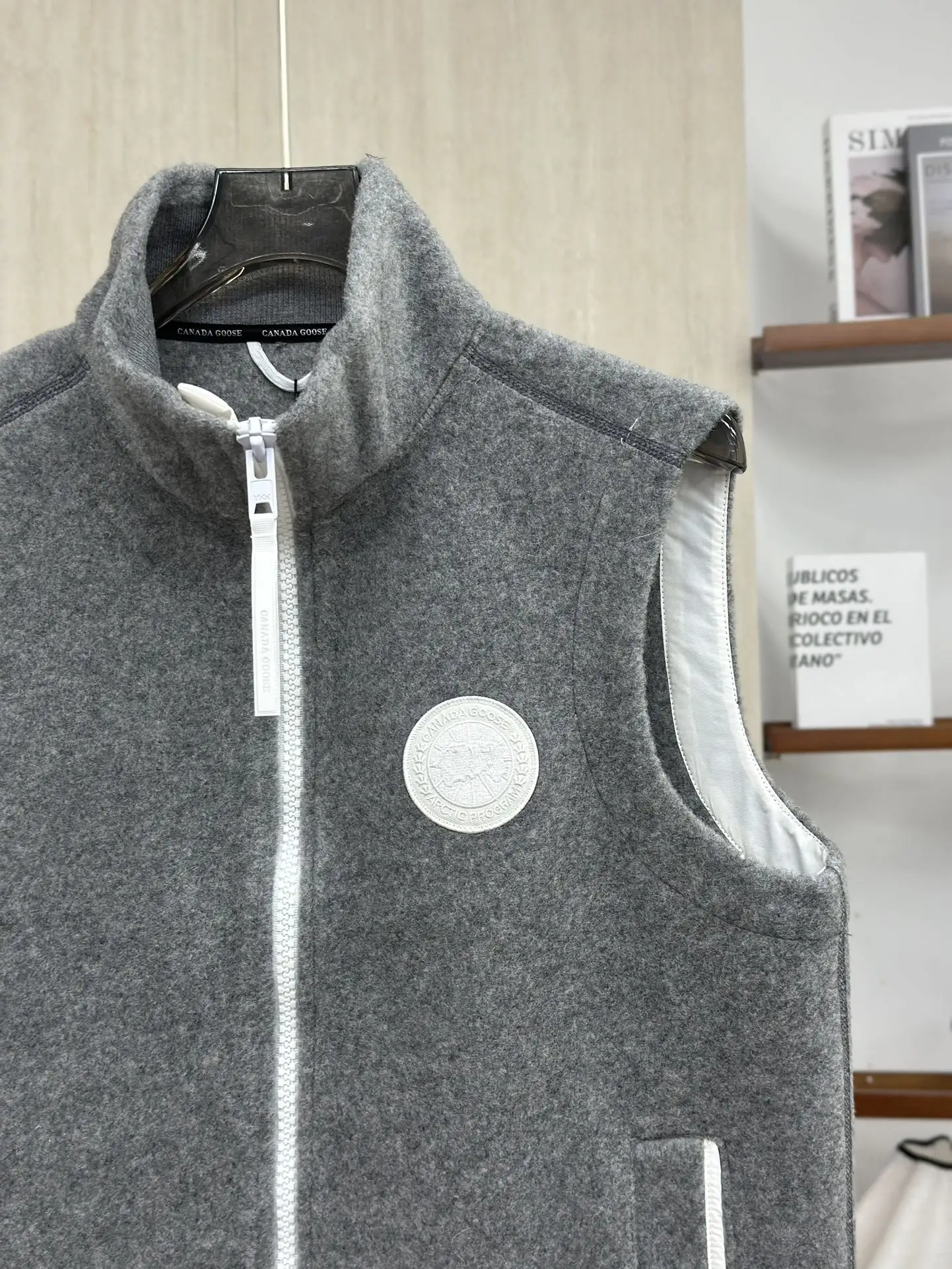 Mersey Wool-Blend Fleece Gilet D38022775 — view 4