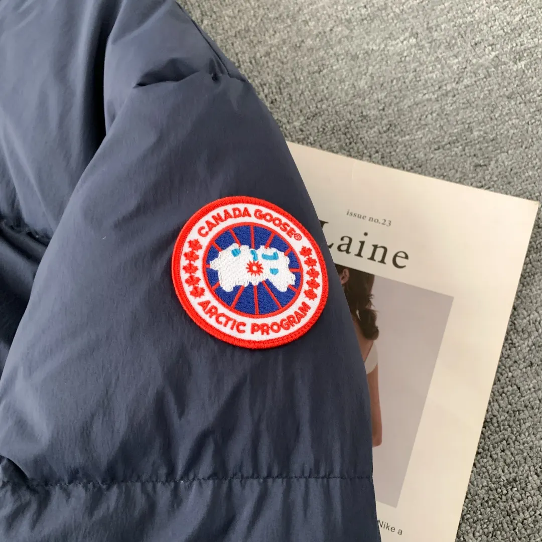 Lawrence Down-Filled Puffer Jacket D38023509 — view 4