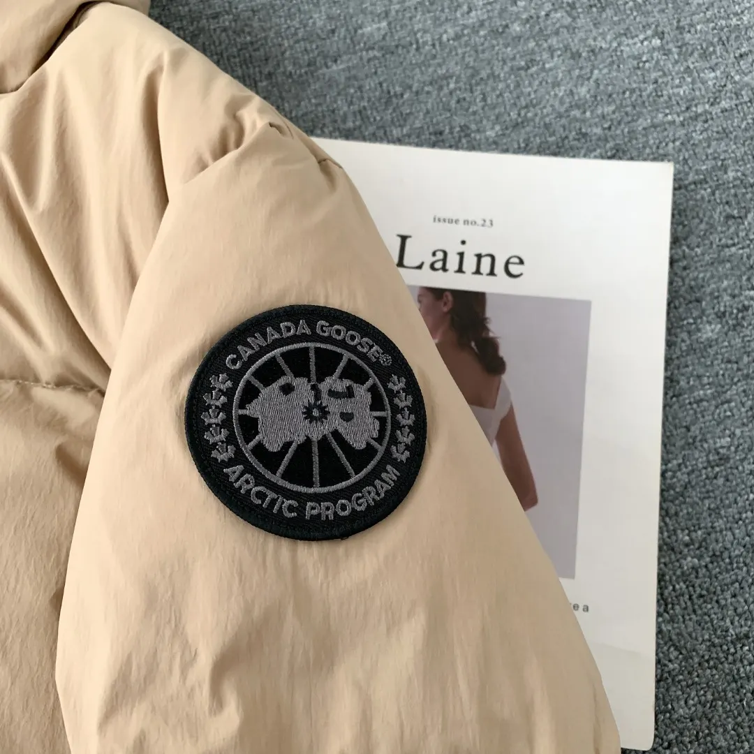 Lawrence Down-Filled Puffer Jacket D38023508 — view 5