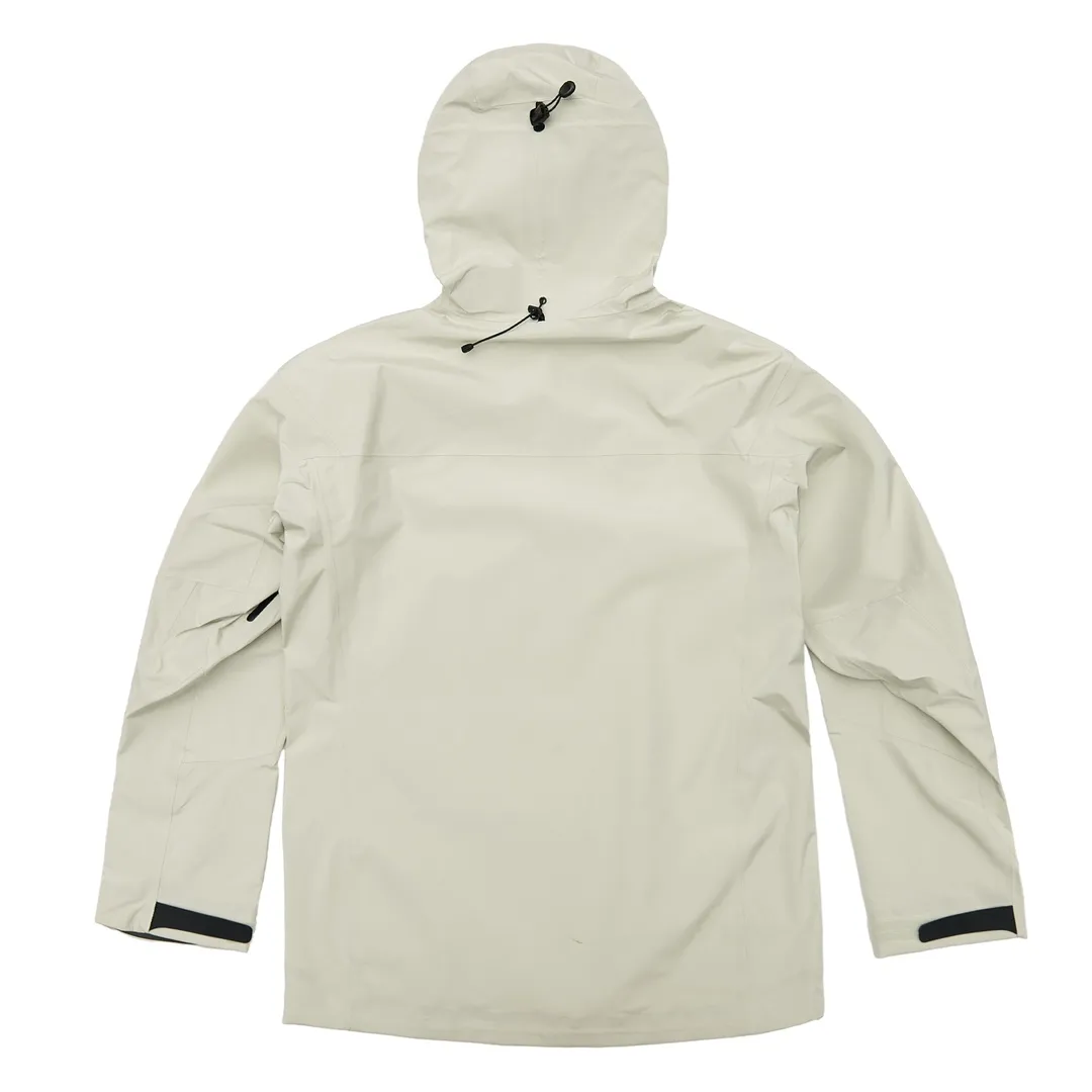Alpha SV Hooded GORE-TEX Shell Jacket D38022656 — view 3