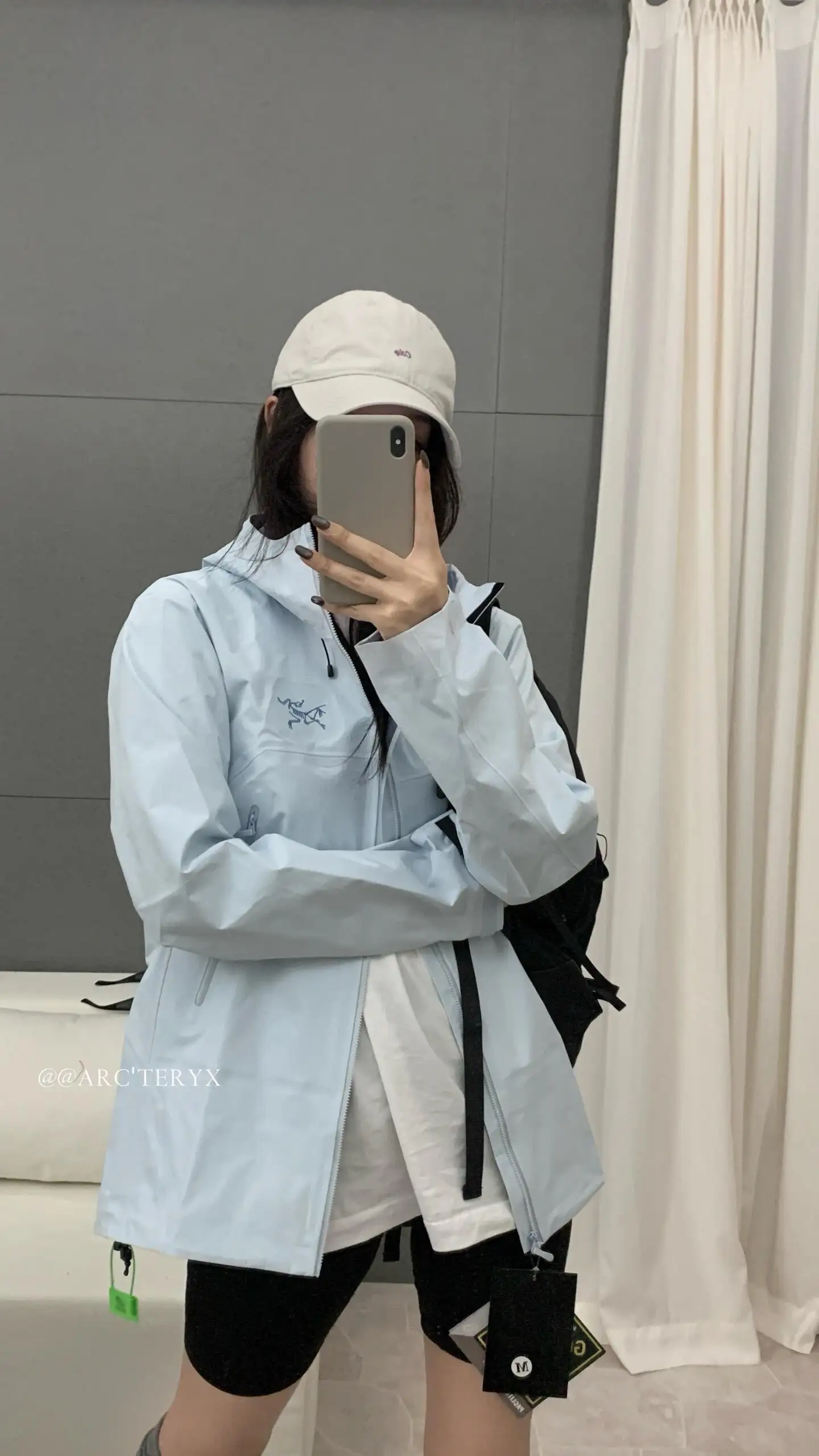 Beta SL GORE-TEX Hooded Shell Jacket D38022786 — view 3