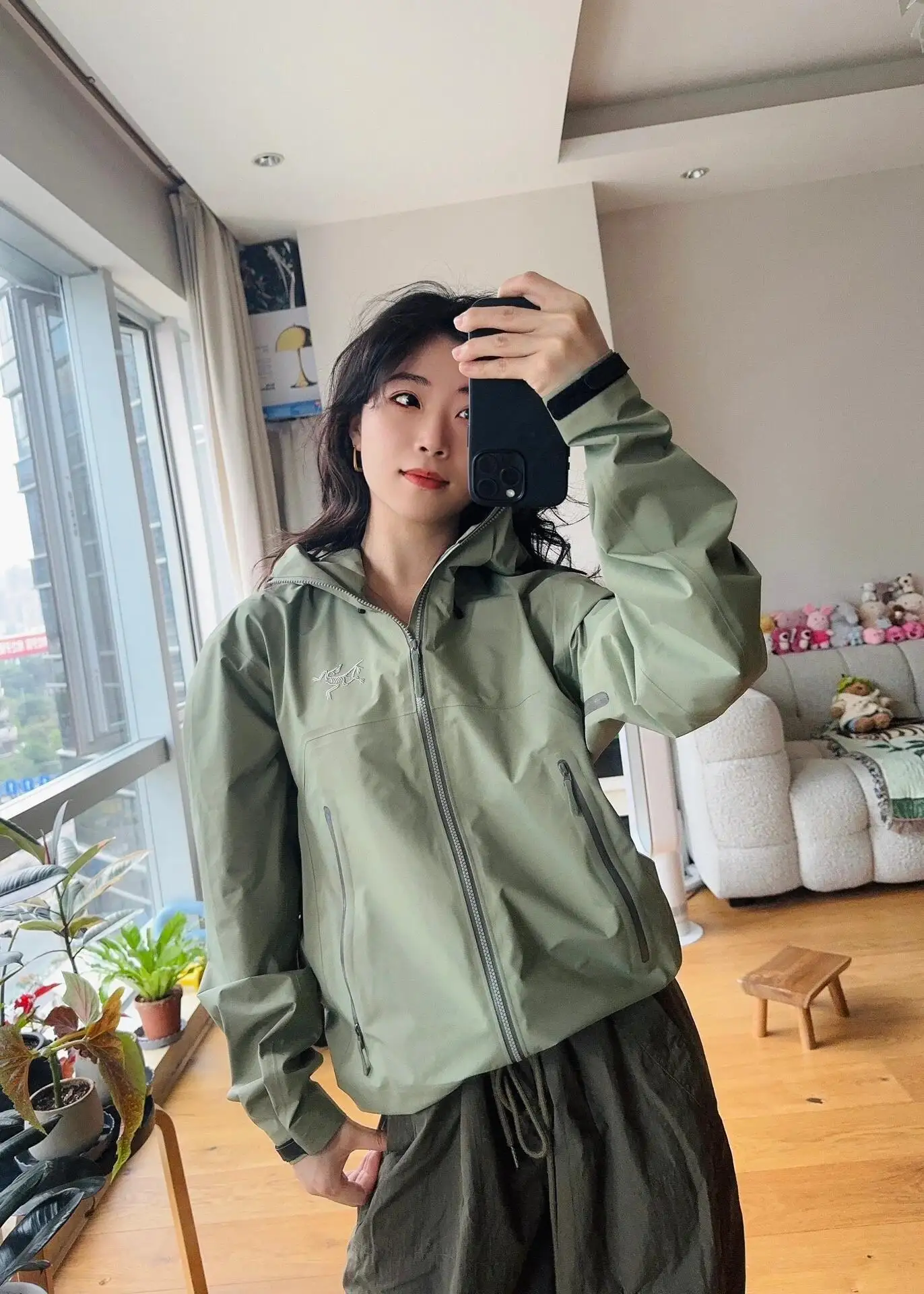 Beta SL GORE-TEX Hooded Shell Jacket D38022786 — view 9