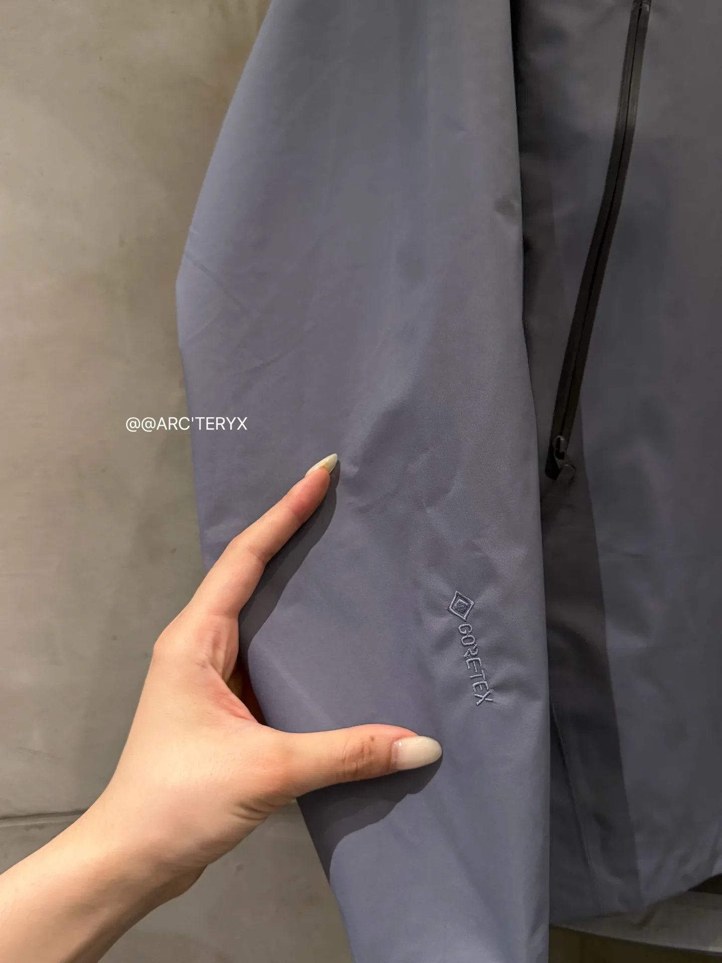 Beta SL GORE-TEX Hooded Shell Jacket D38022814 — view 7