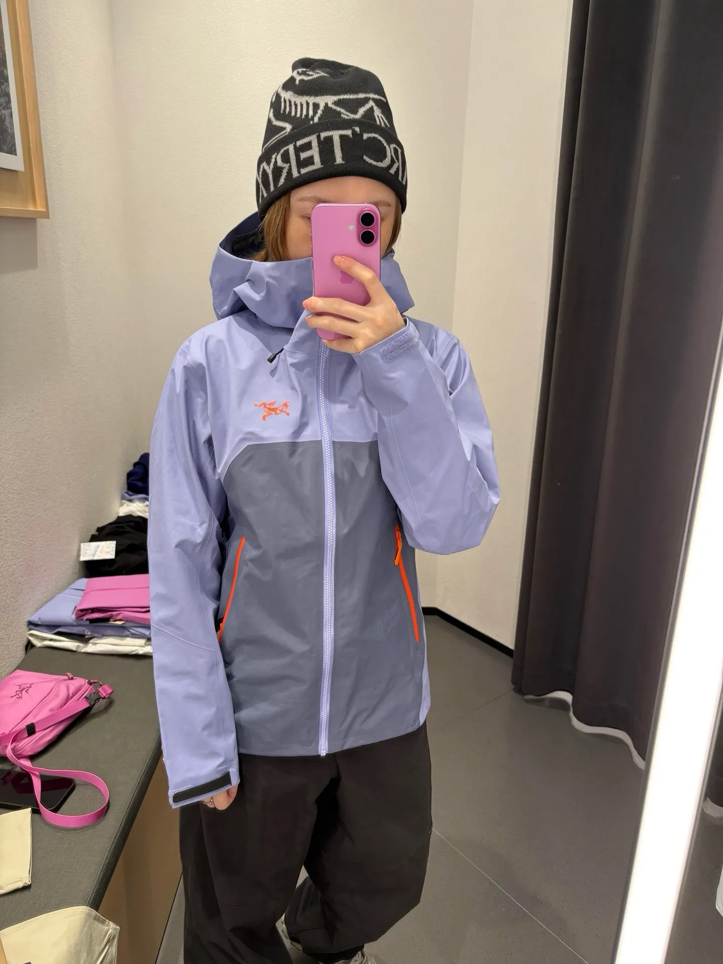 Beta SL GORE-TEX Hooded Shell Jacket D38022803