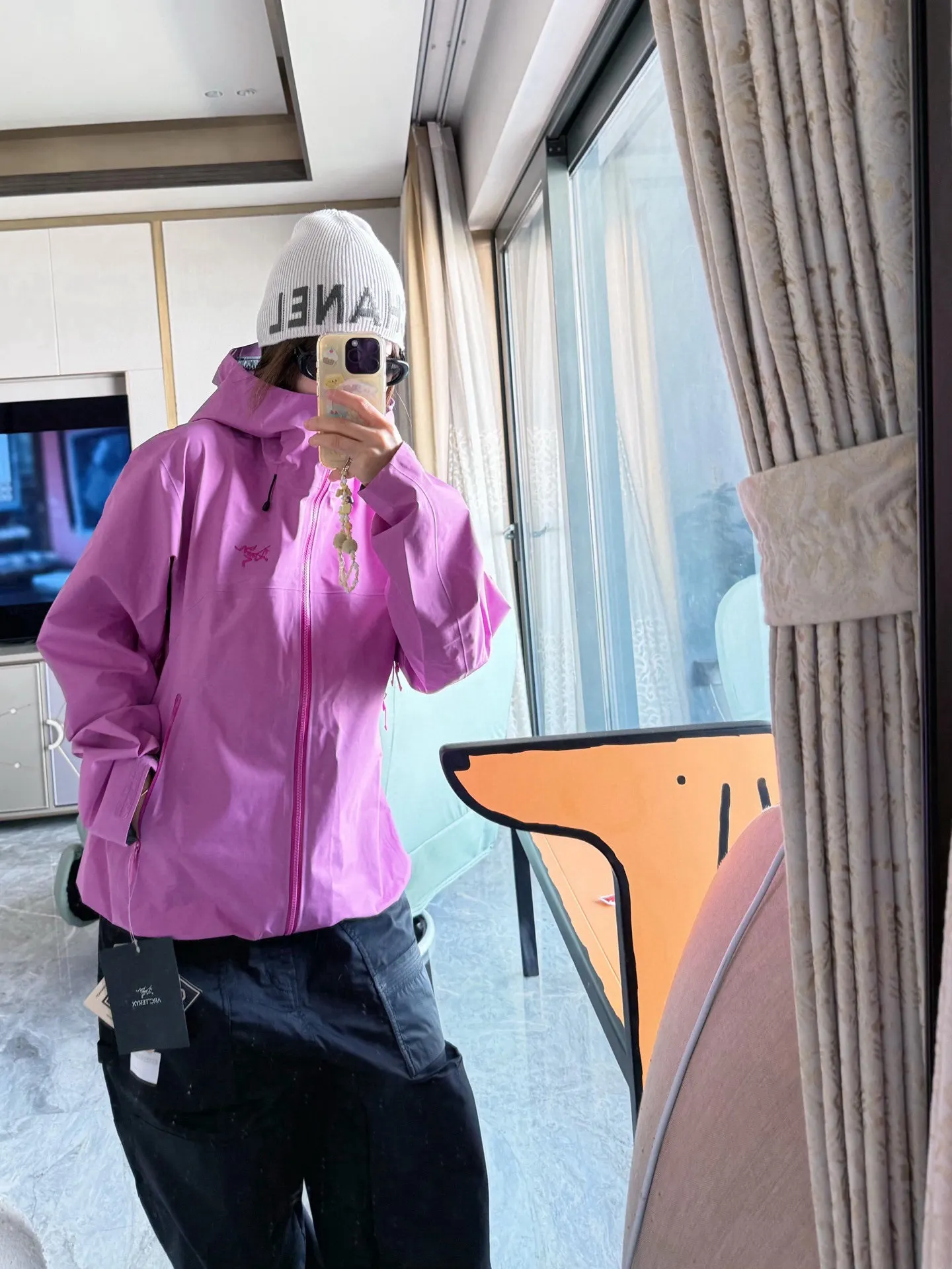 Beta SL GORE-TEX Hooded Shell Jacket D38022805 — view 2