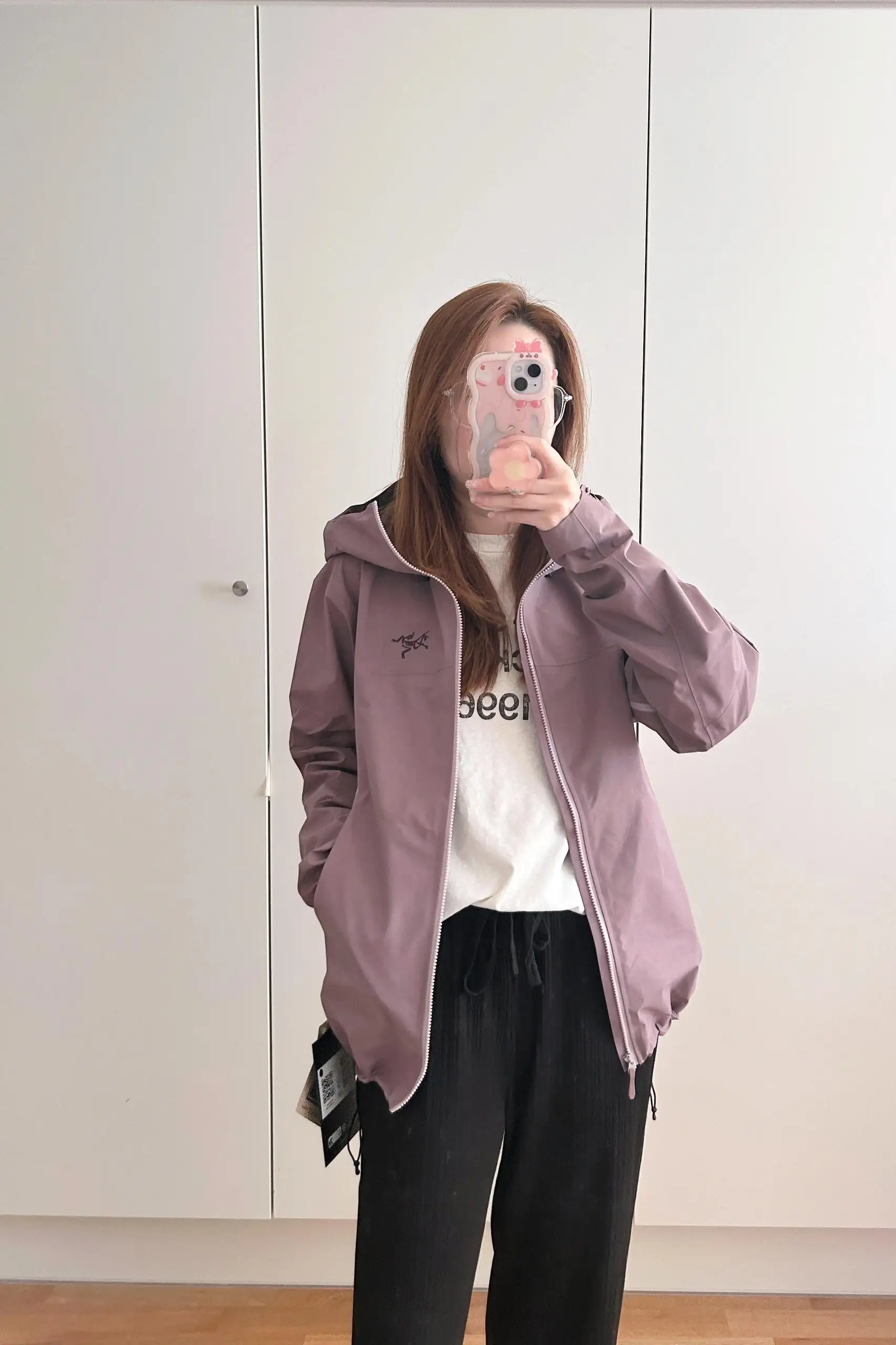 Beta SL GORE-TEX Hooded Shell Jacket D38022815 — view 4