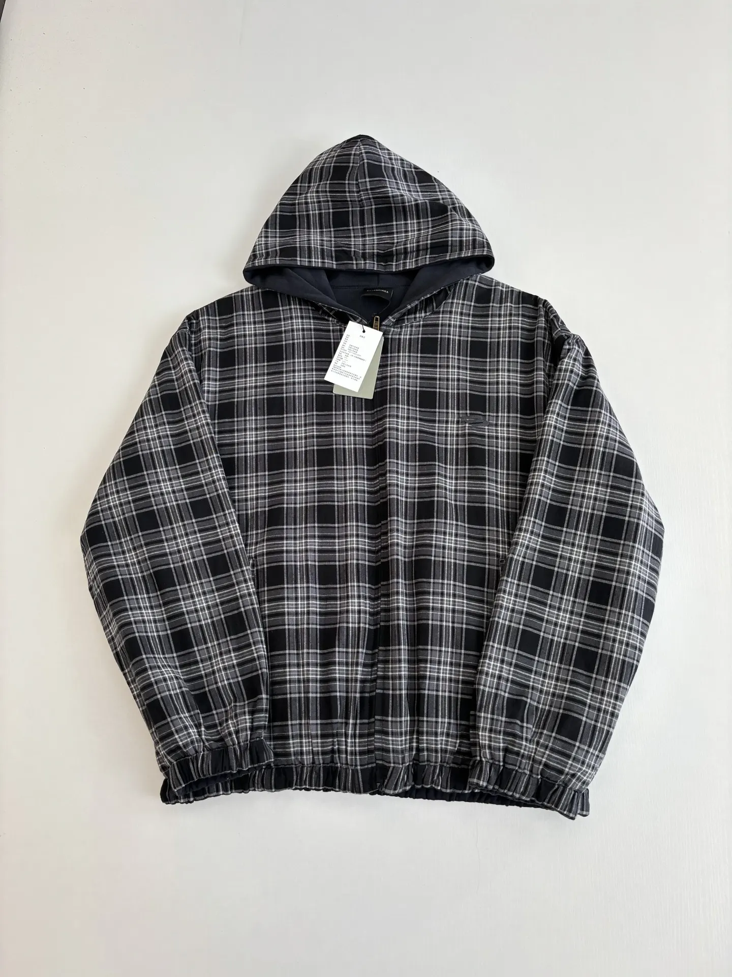 Reversible Deconstructed Plaid Hooded Jacket D38022609 — view 5