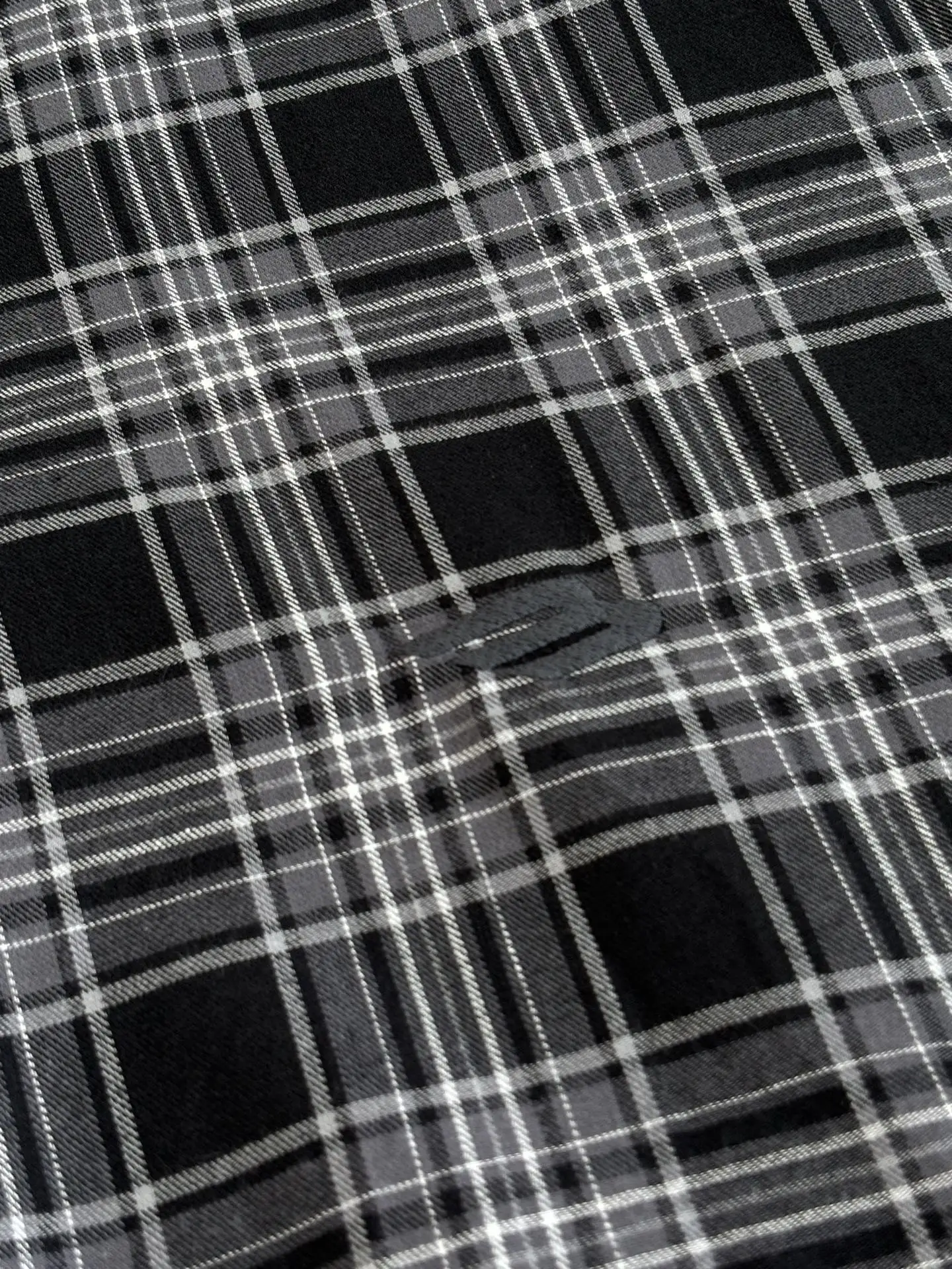 Reversible Deconstructed Plaid Hooded Jacket D38022609 — view 7