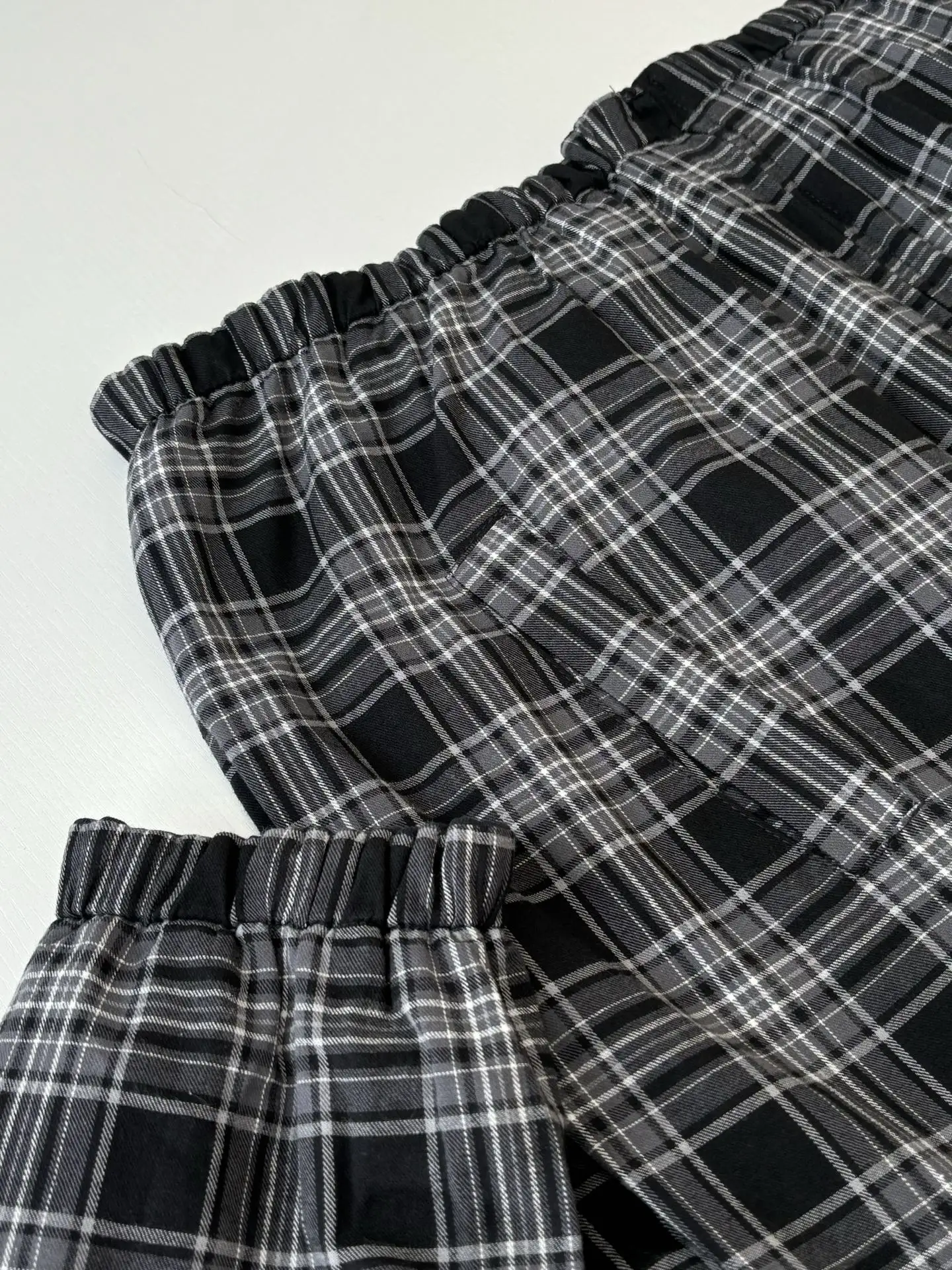 Reversible Deconstructed Plaid Hooded Jacket D38022609 — view 9