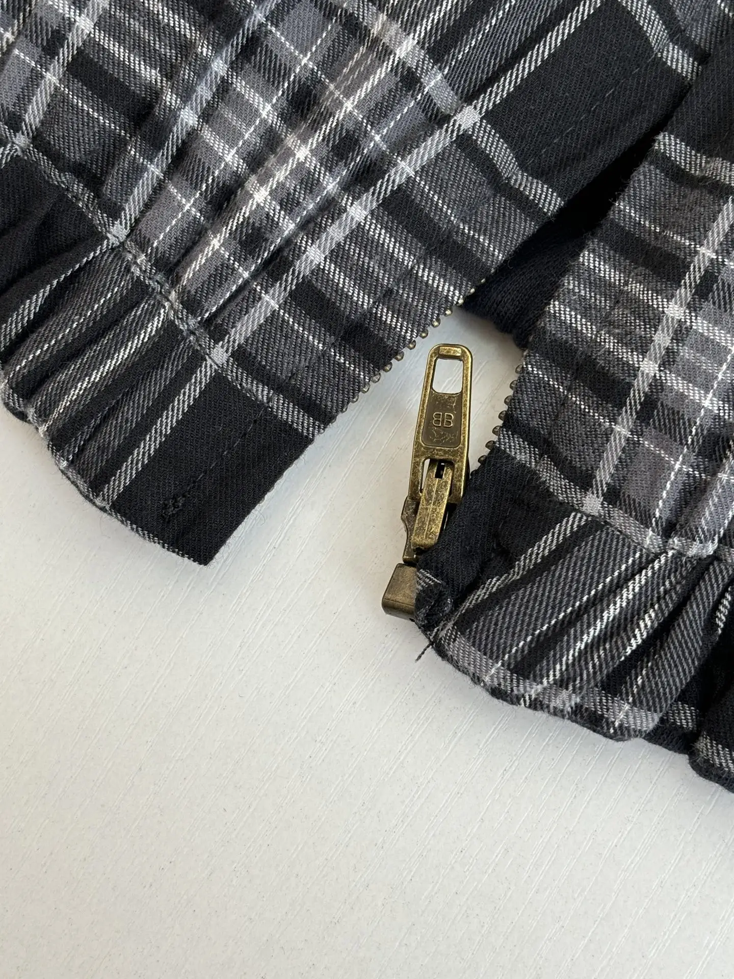 Reversible Deconstructed Plaid Hooded Jacket D38022609 — view 10