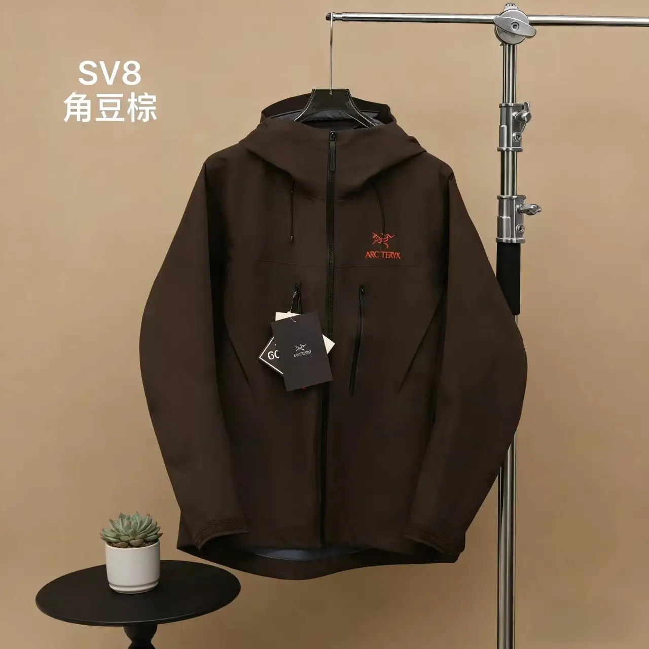 Alpha SV GORE-TEX Hooded Shell Jacket D38021396 — view 5