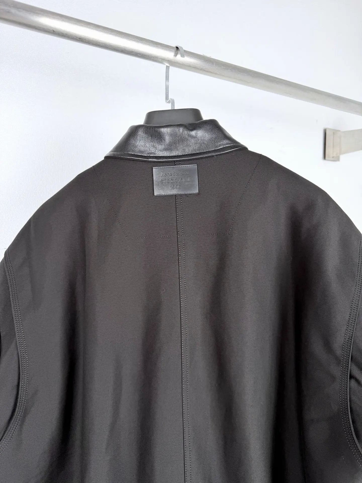 Leather-Trimmed Padded Woven Jacket D38520008 — view 4