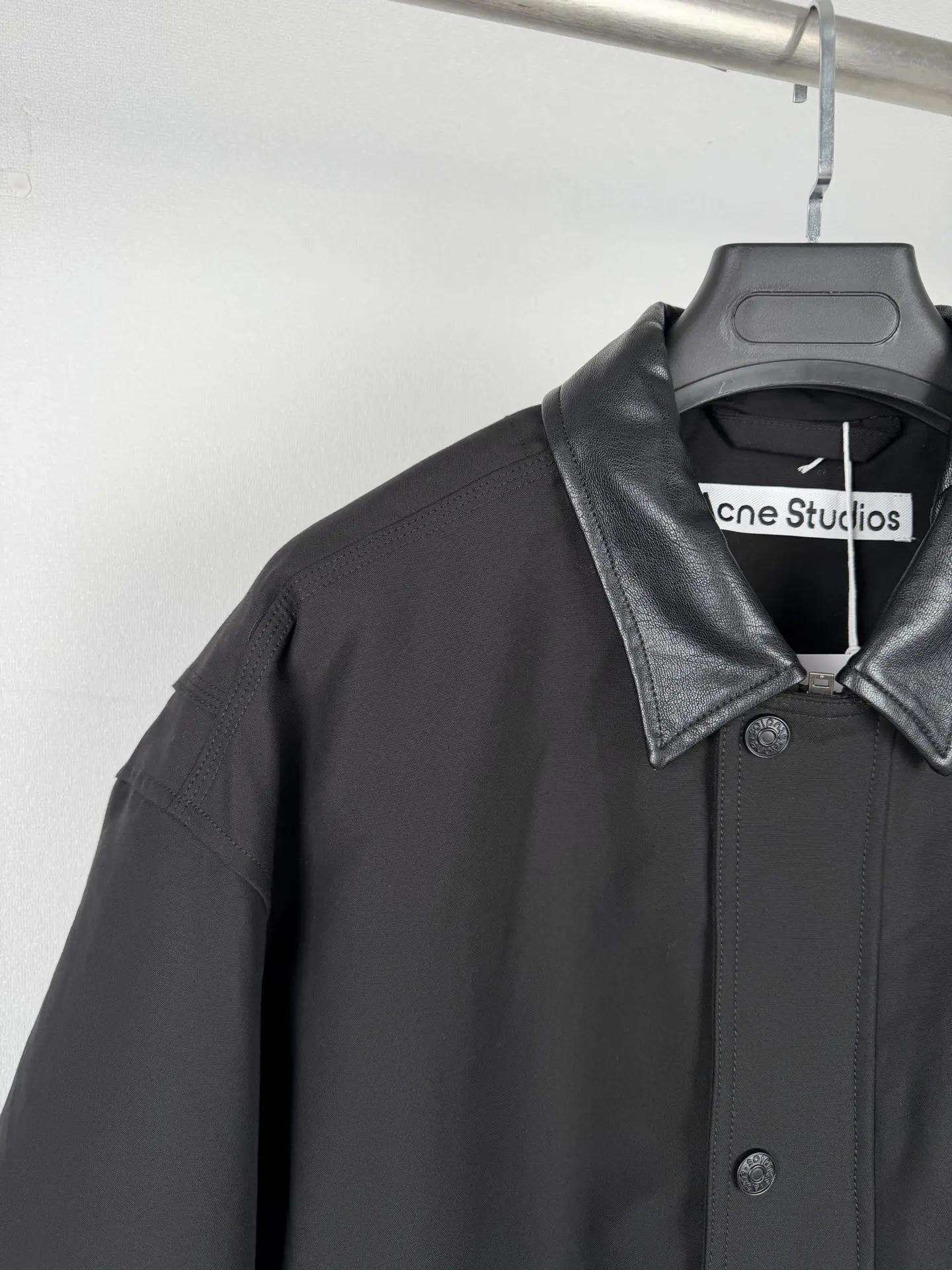 Leather-Trimmed Padded Woven Jacket D38520008 — view 6