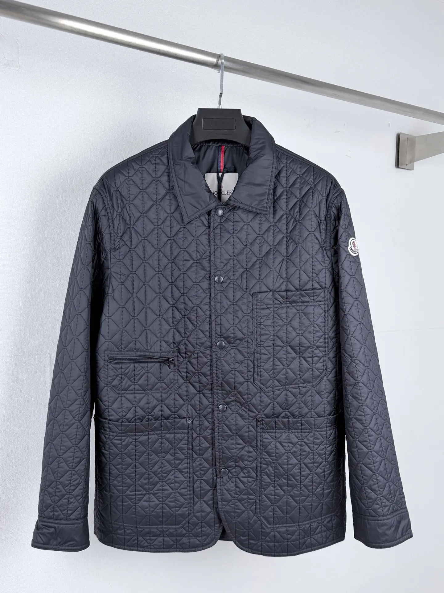 Diamond-Quilted Lightweight Shirt Jacket D39519988