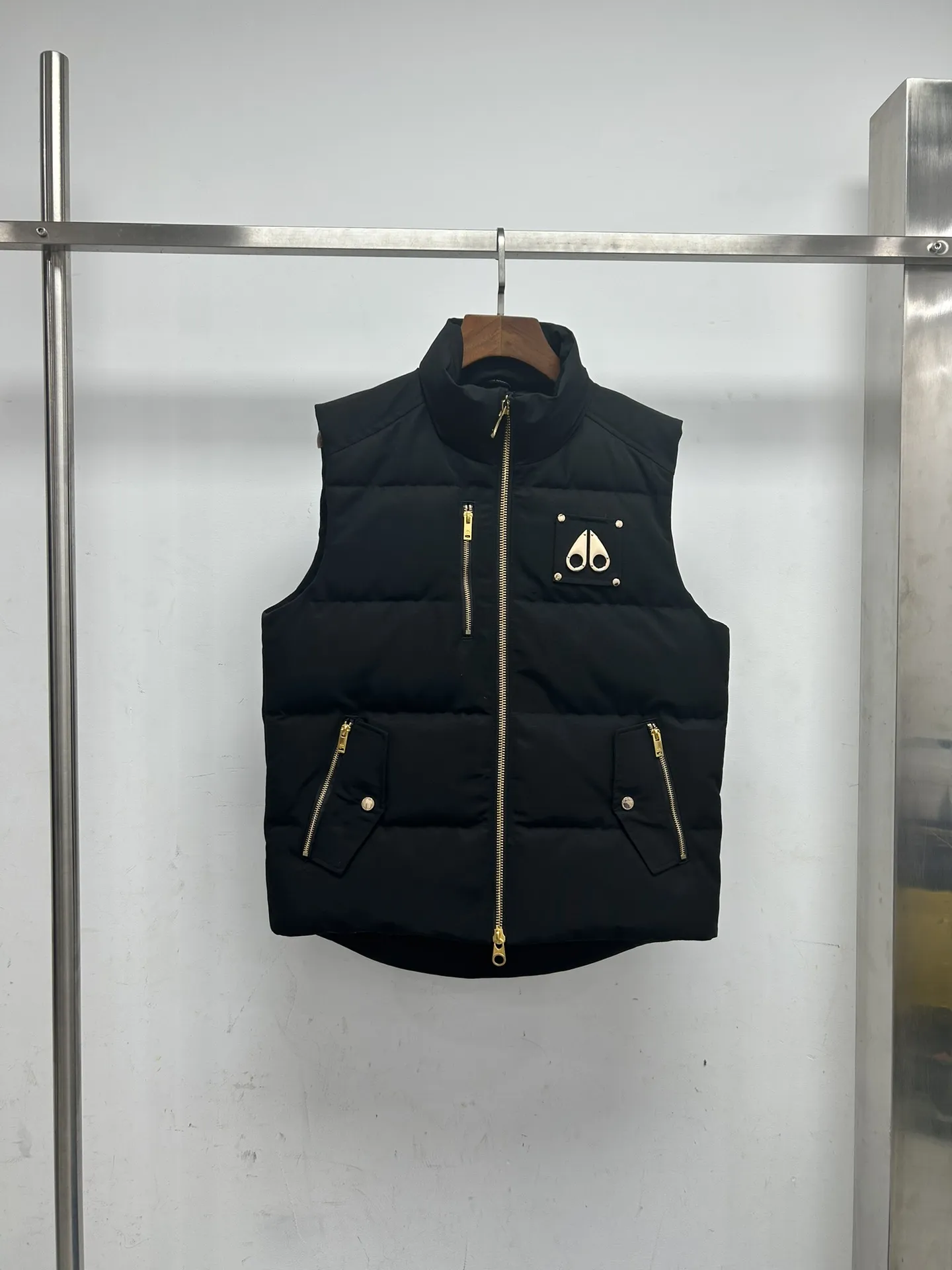Gold Series Westmount Down-Filled Gilet D40022567