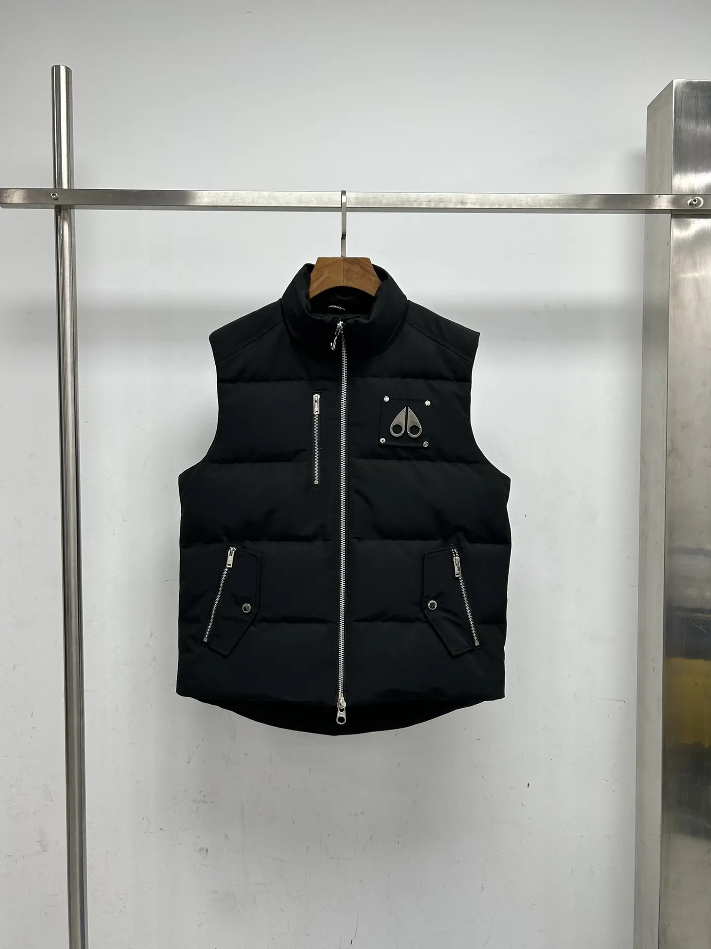 Gold Series Westmount Down-Filled Vest D40022568