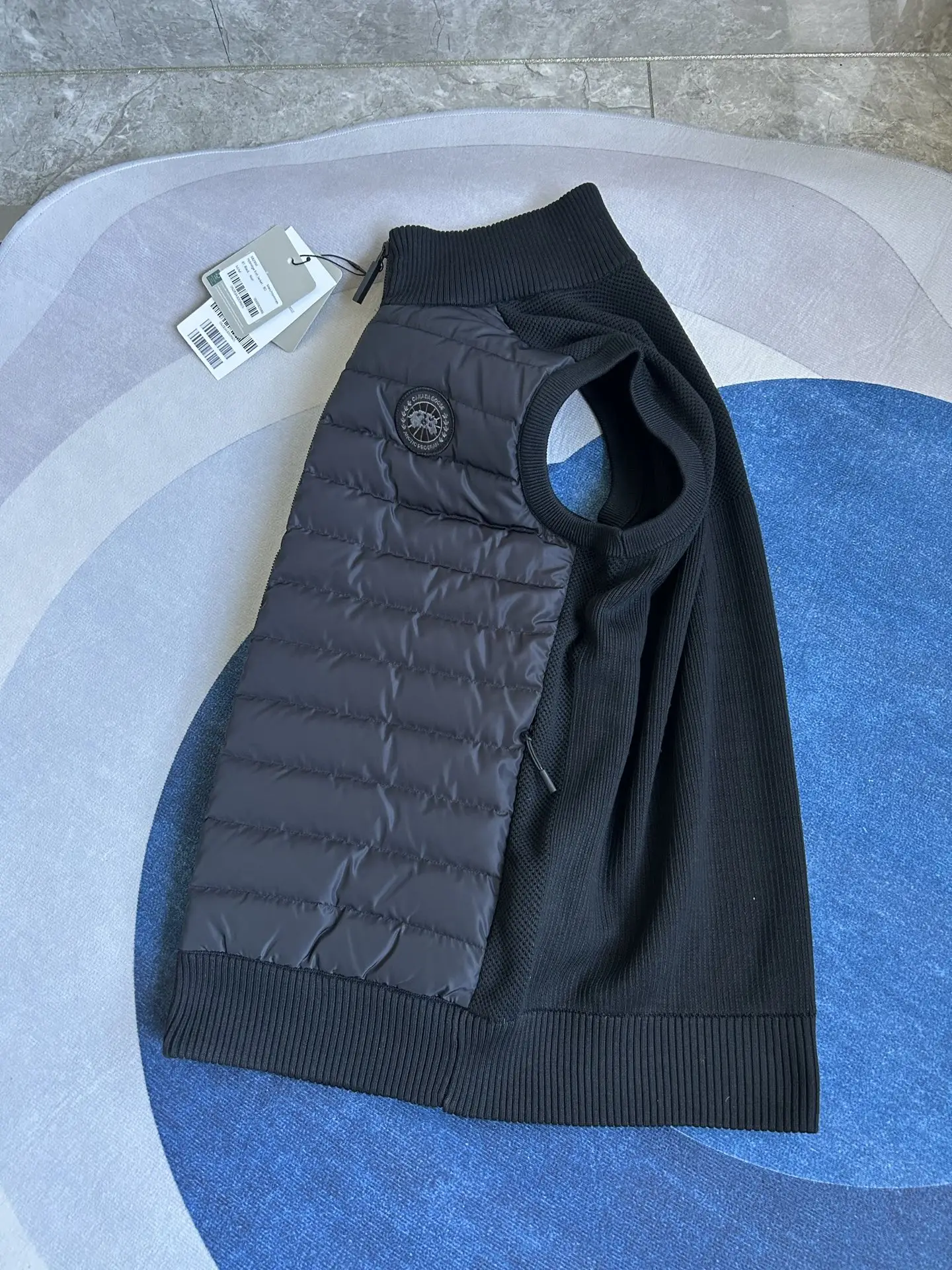 HyBridge Knit Down-Panelled Gilet D40022729 — view 5