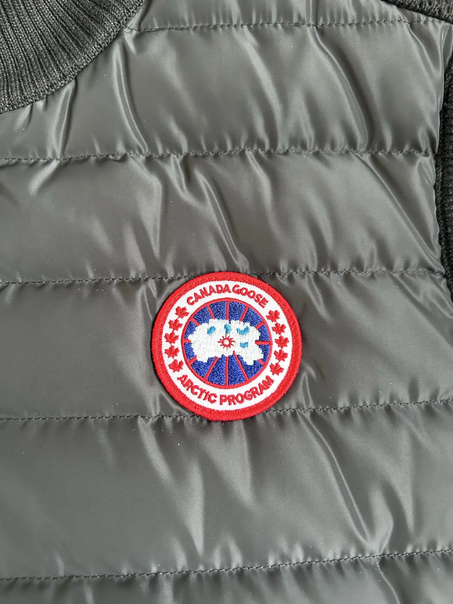 HyBridge Knit Gilet D40022732 — view 7