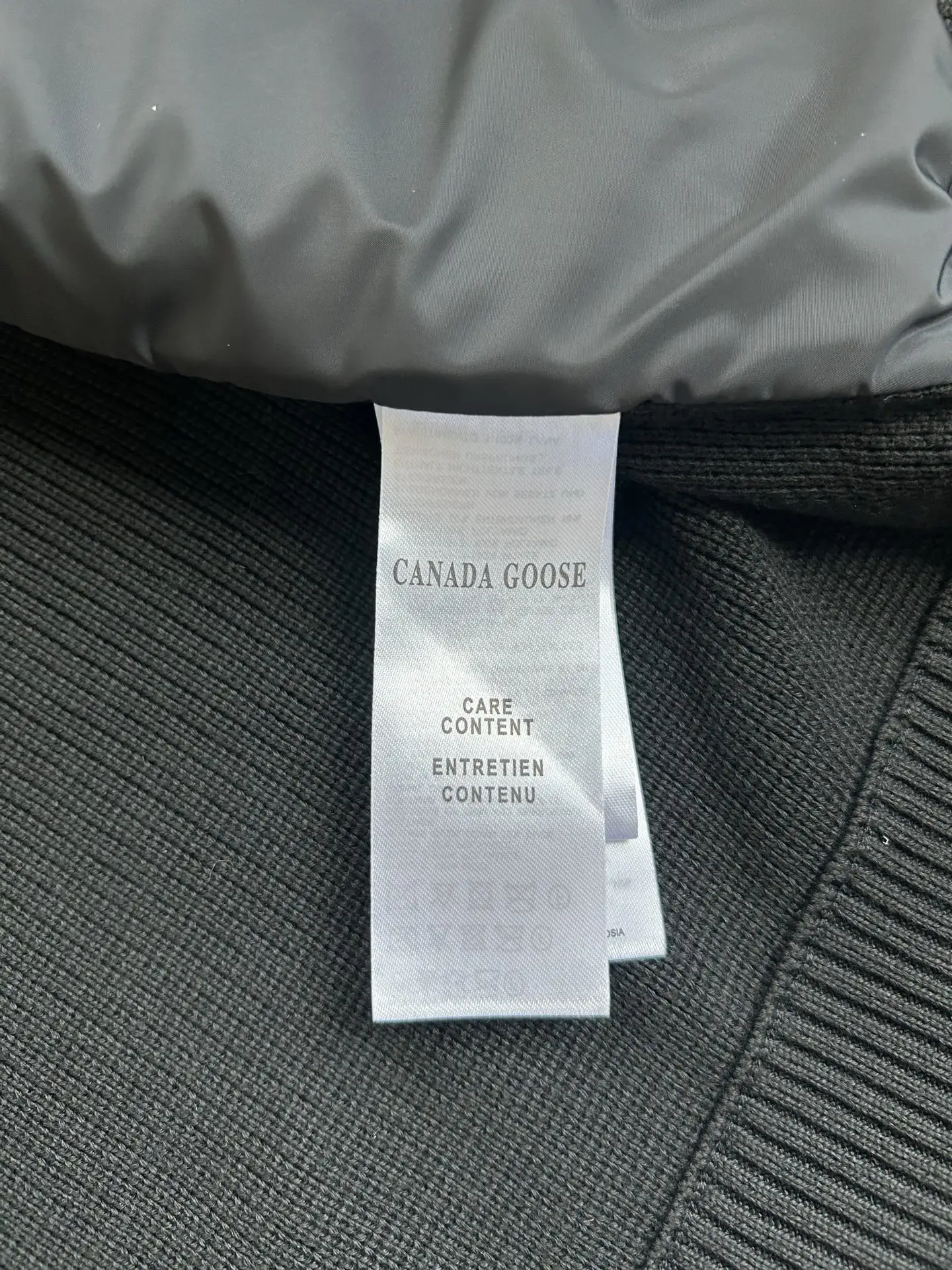 HyBridge Knit Gilet D40022732 — view 17