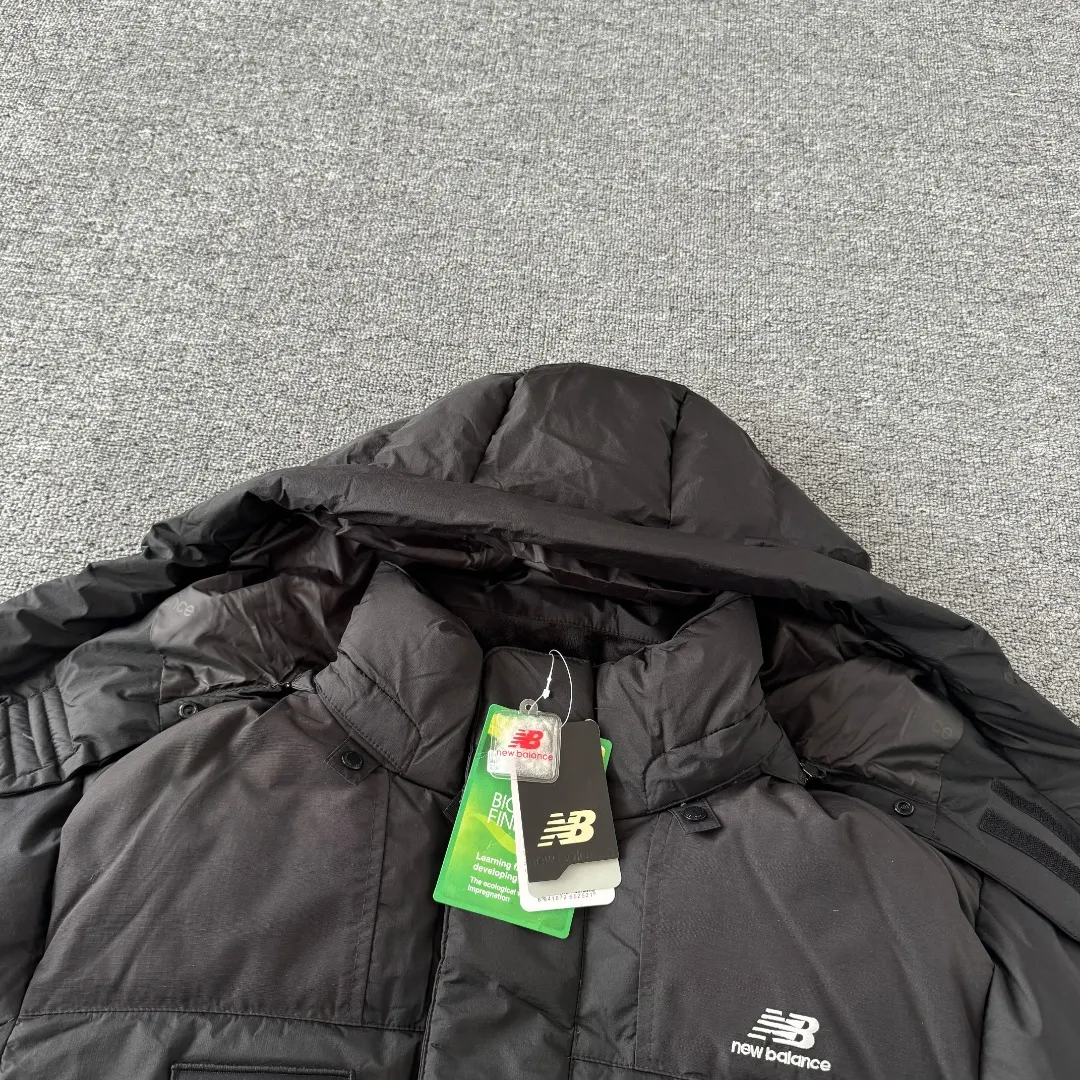 Hooded Down-Filled Puffer Jacket D40023487 — view 3