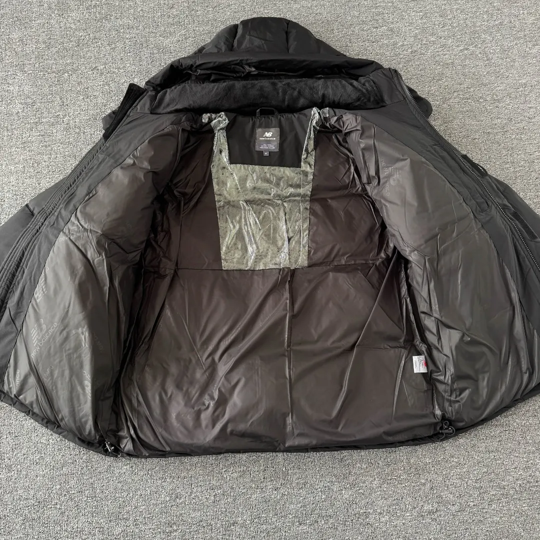Hooded Down-Filled Puffer Jacket D40023487 — view 8