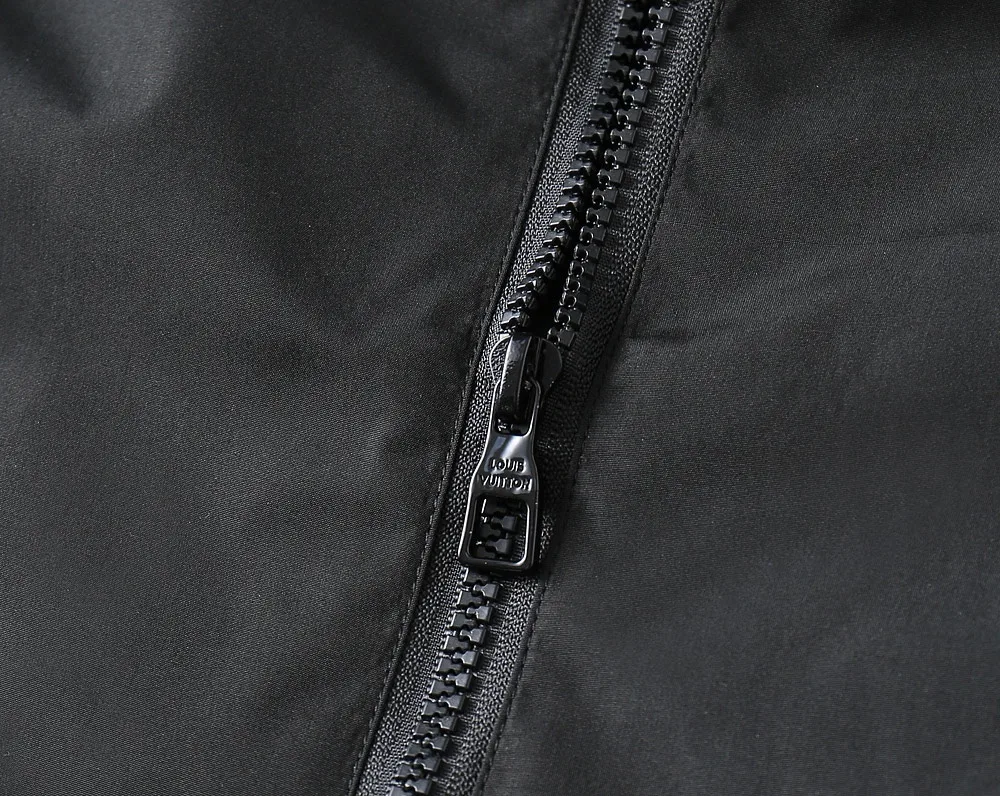 Mesh-Panel Hooded Windbreaker Jacket D40023346 — view 7