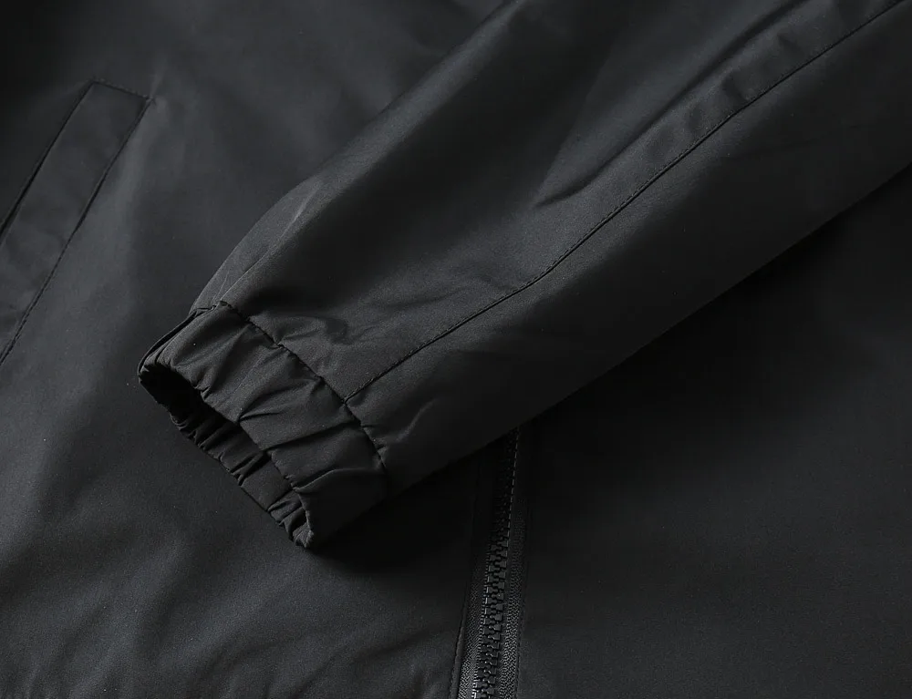 Mesh-Panel Hooded Windbreaker Jacket D40023346 — view 11