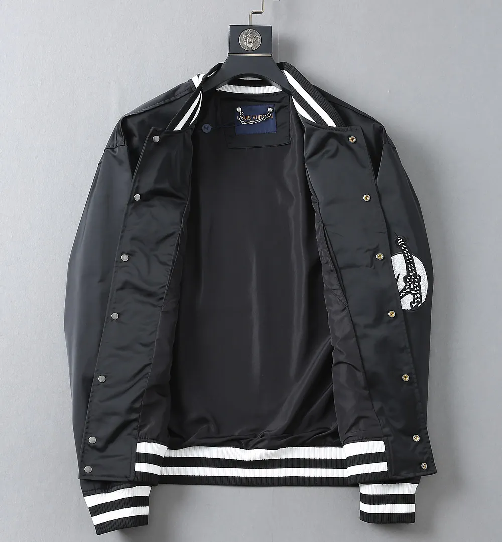Logo Embroidered Varsity Bomber Jacket D40023320 — view 3