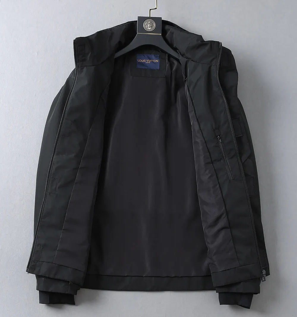 Hooded Technical Shell Jacket D40023331 — view 3
