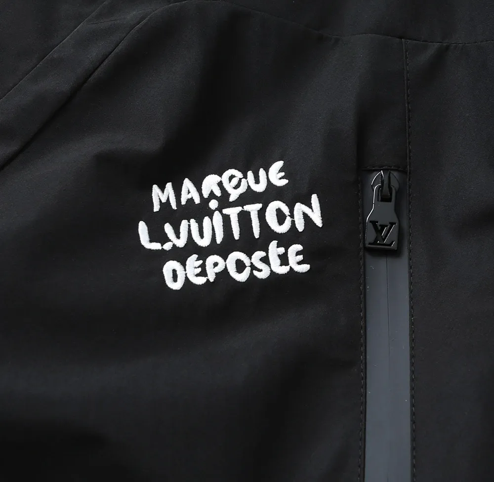 Hooded Technical Shell Jacket D40023331 — view 6