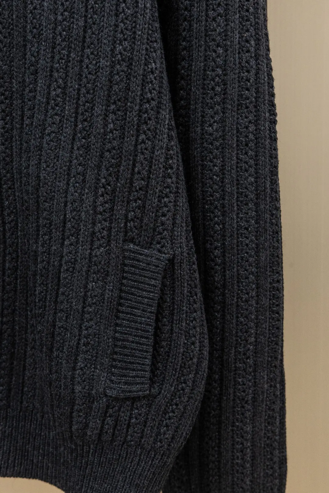 Shearling-Collar Wool and Cashmere-Blend Cardigan D40023433 — view 6