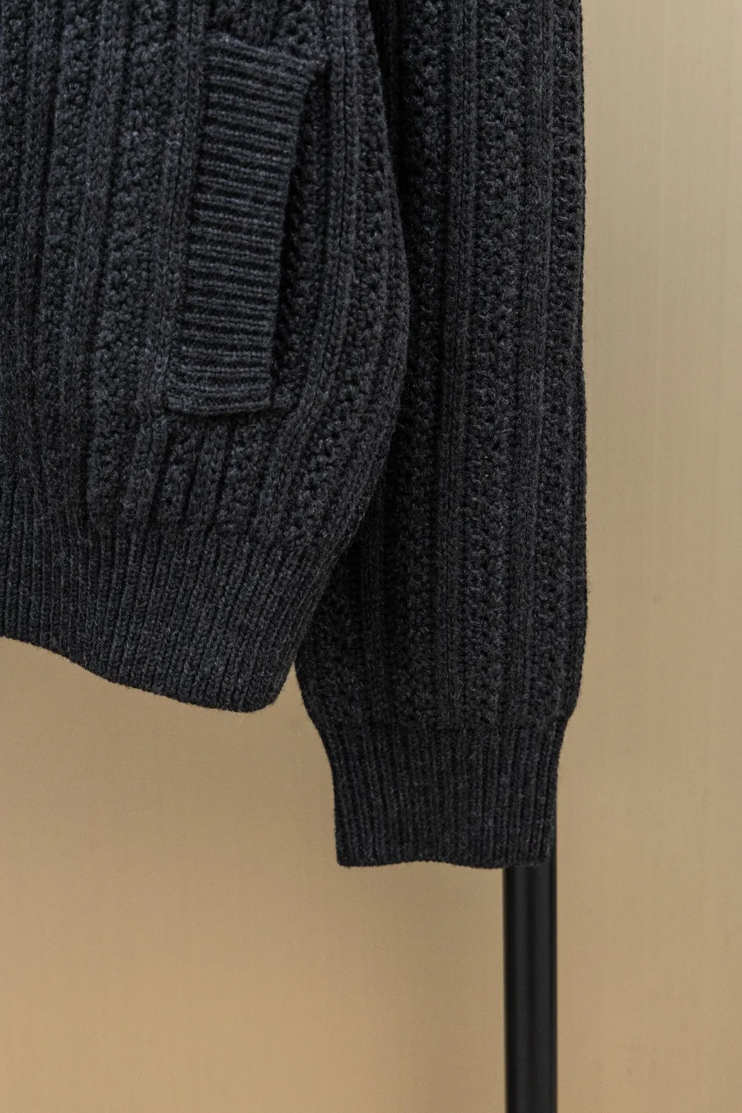 Shearling-Collar Wool and Cashmere-Blend Cardigan D40023433 — view 7