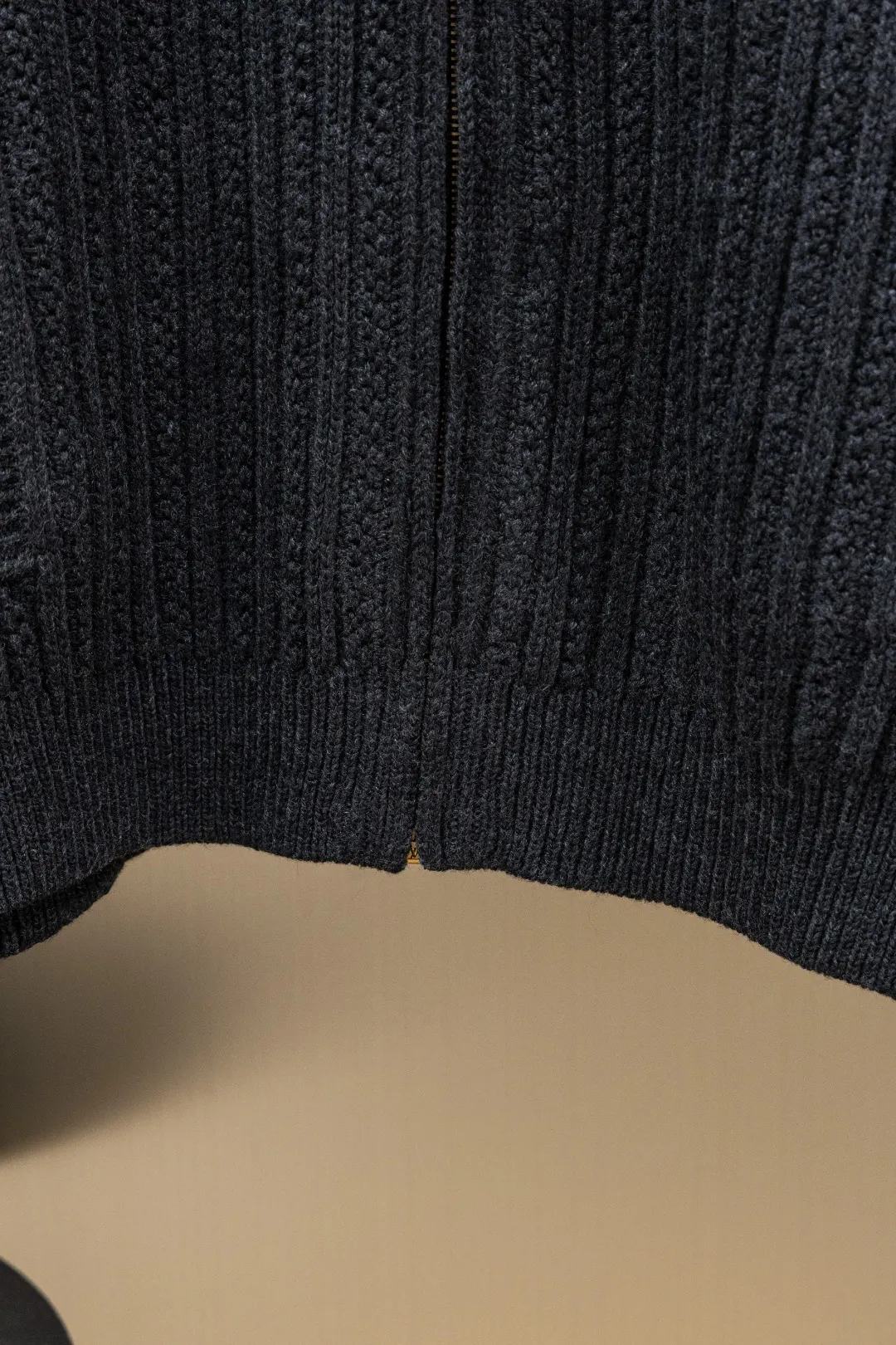 Shearling-Collar Wool and Cashmere-Blend Cardigan D40023433 — view 8