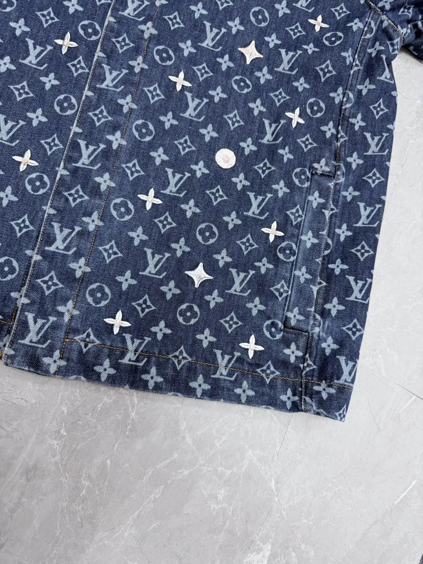 Monogram Embroidered Denim Shirt Jacket D40022036 — view 7