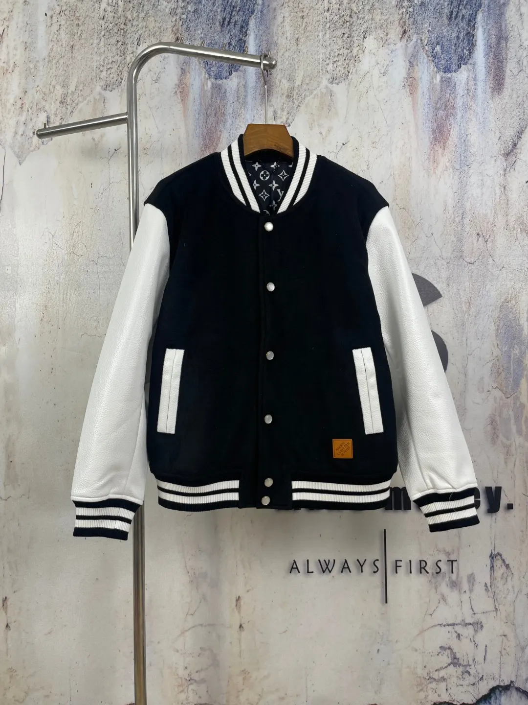 Wool and Grained Leather Varsity Jacket D41023297